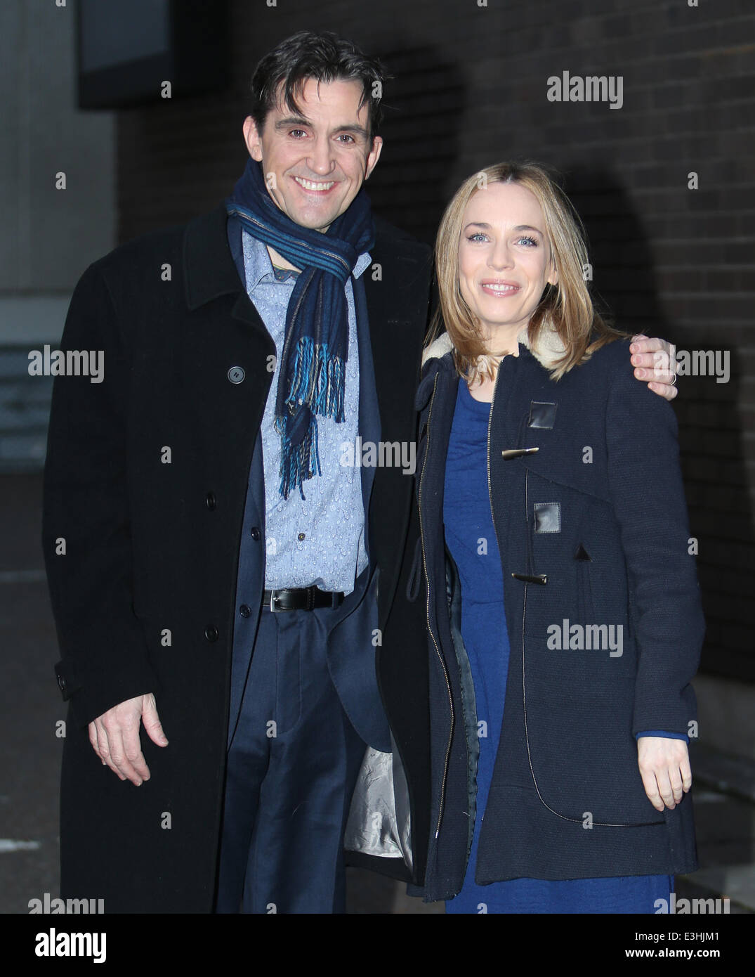 Stephen McGann und Laura Main außerhalb der Itv Studios Featuring: Laura Haupt- und Stephen McGann Where: London, Vereinigtes Königreich bei: 22. November 2013 Stockfoto