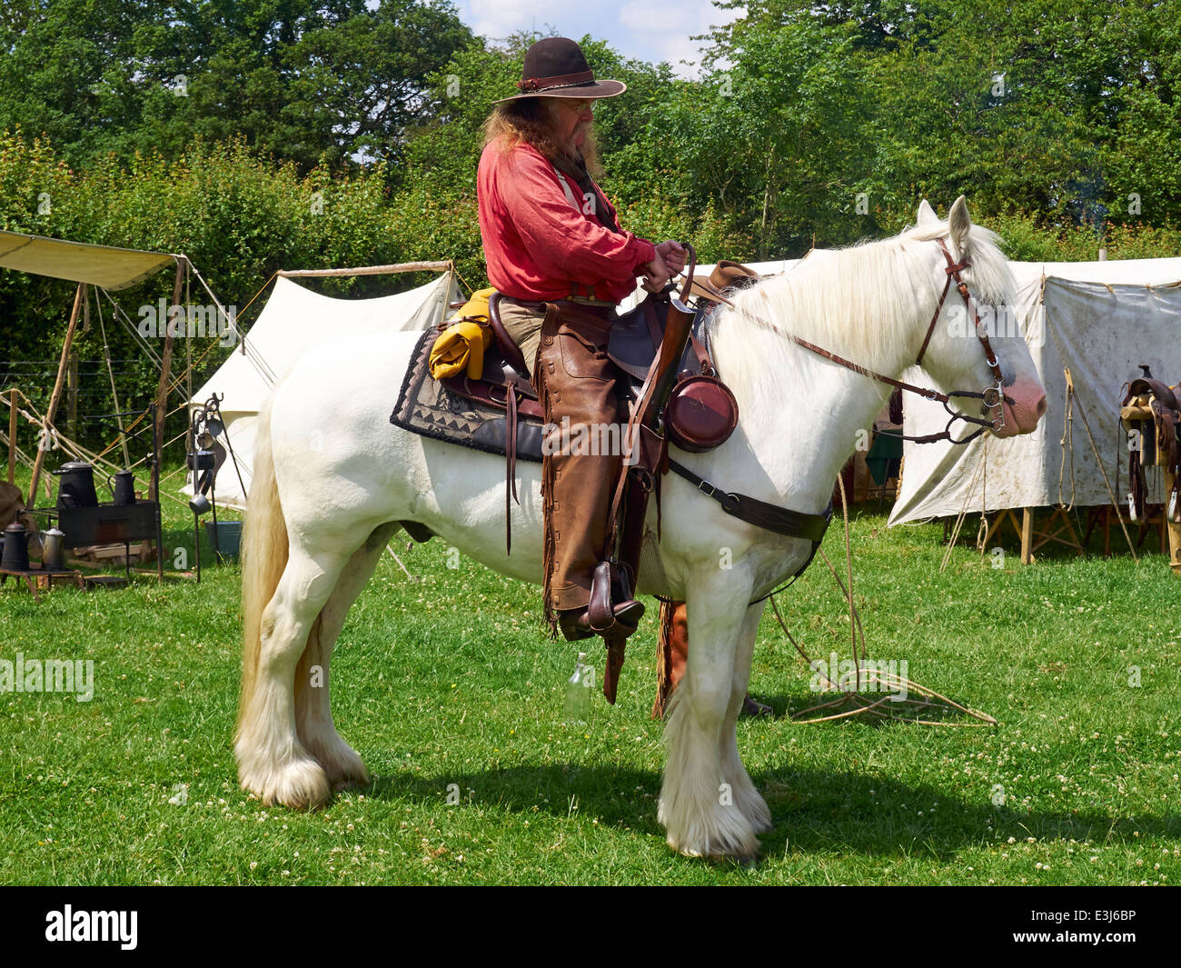 Szene aus eine Nachstellung des Wyoming Pionier tented Siedlung, wie es im alten Wilden Westen gewesen wäre. Stockfoto