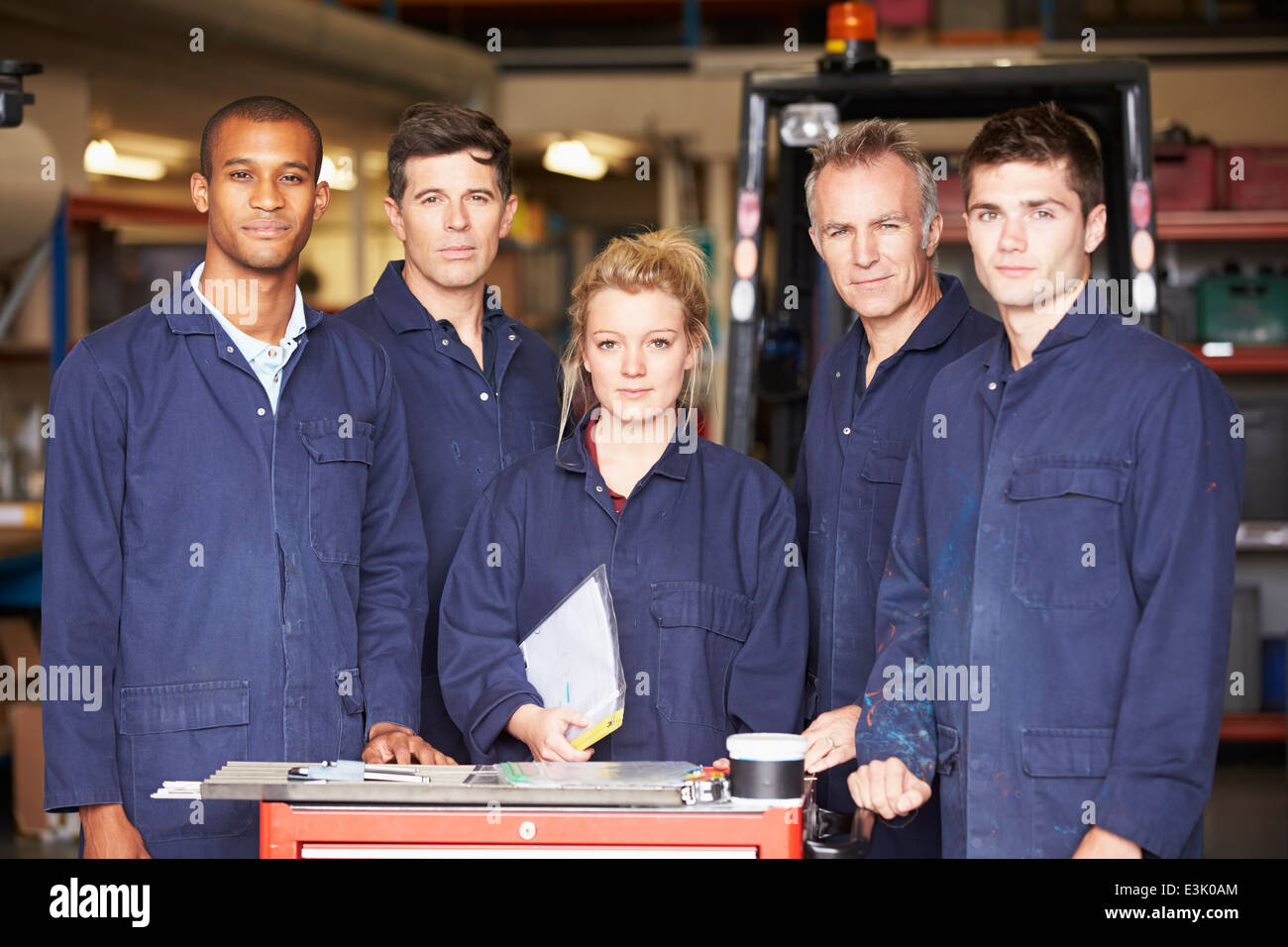 Porträt des Personals im Maschinenbau-Fabrik Stockfoto