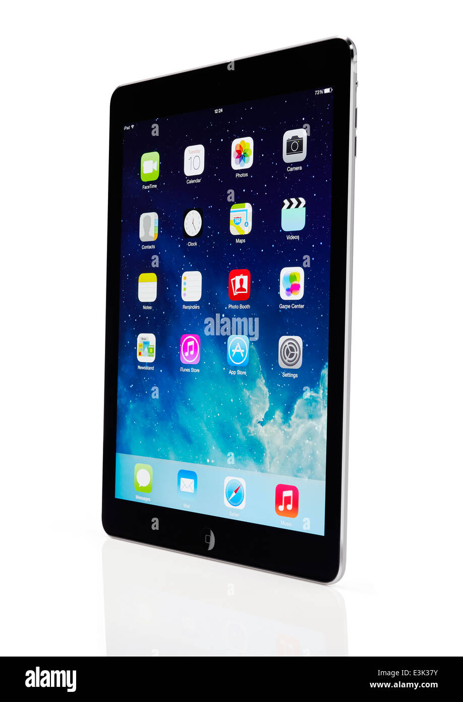 Apple iPad Ausschnitt Luft auf weißem Hintergrund mit Reflexion und Beschneidungspfade Stockfoto