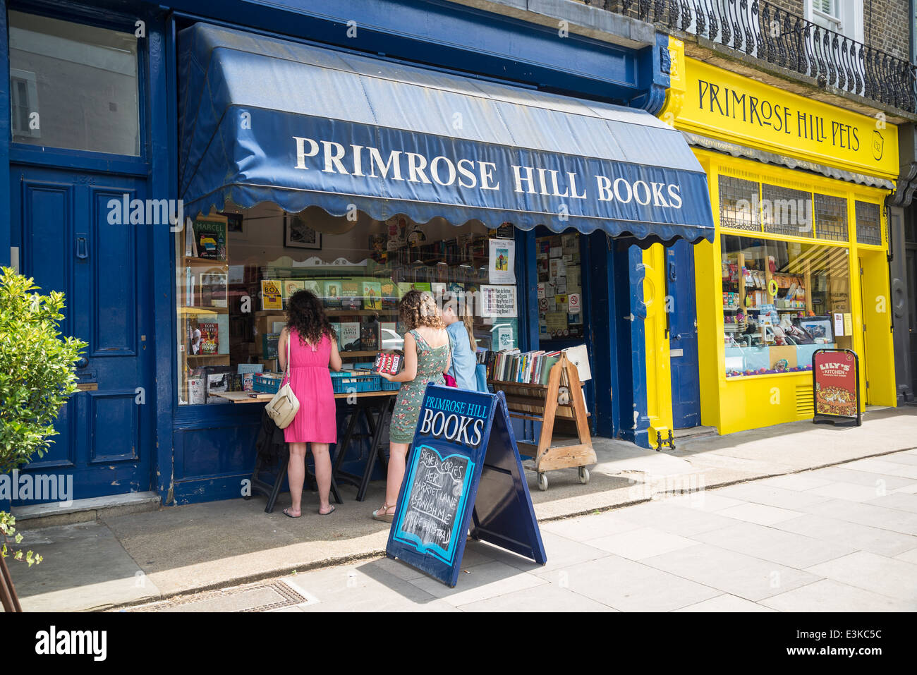 Primrose Hill Bücher Antiquariat, NW1 Regents Park Road, Camden, London, England, UK Stockfoto