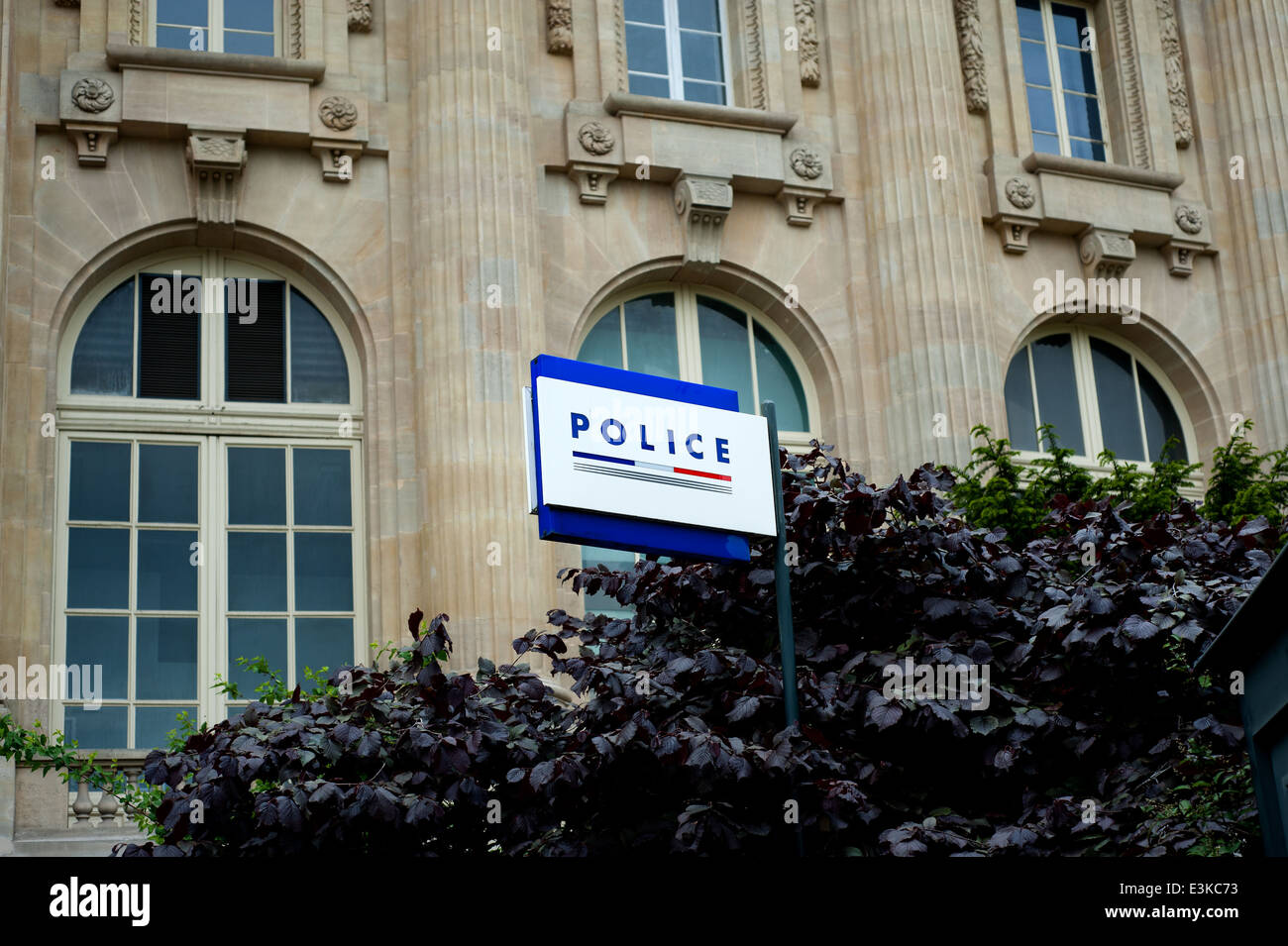 Polizei-Station in Paris, Avenue Marigny Stockfoto