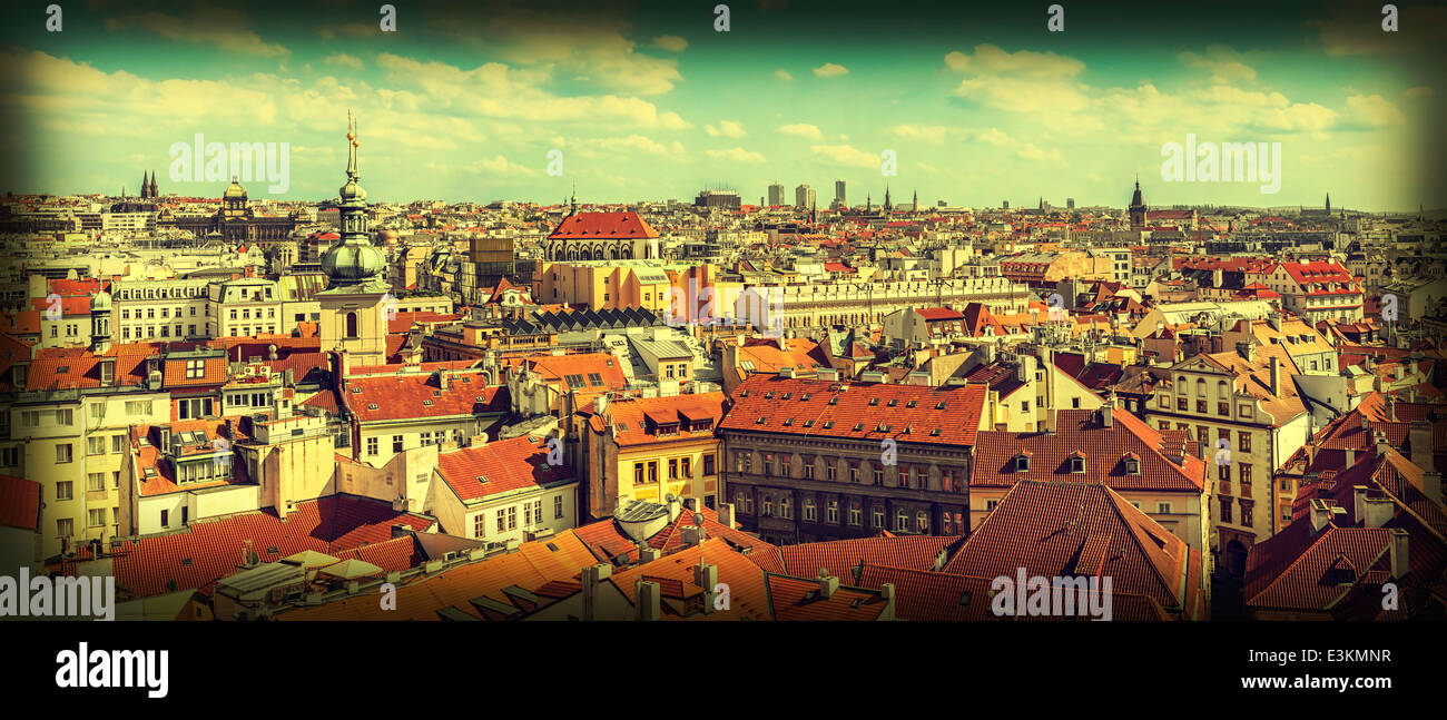 Vintage-Retro-Stil-Panorama-Bild von Prag, Tschechische Republik Stockfoto