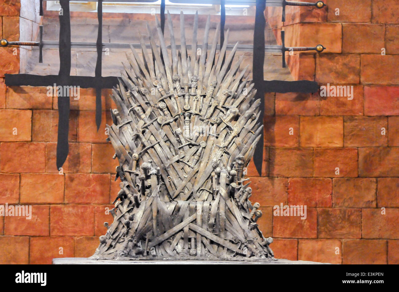 Der eiserne Thron in der Aula der Roten in King's Landing, Spiel der Throne Halten Stockfoto
