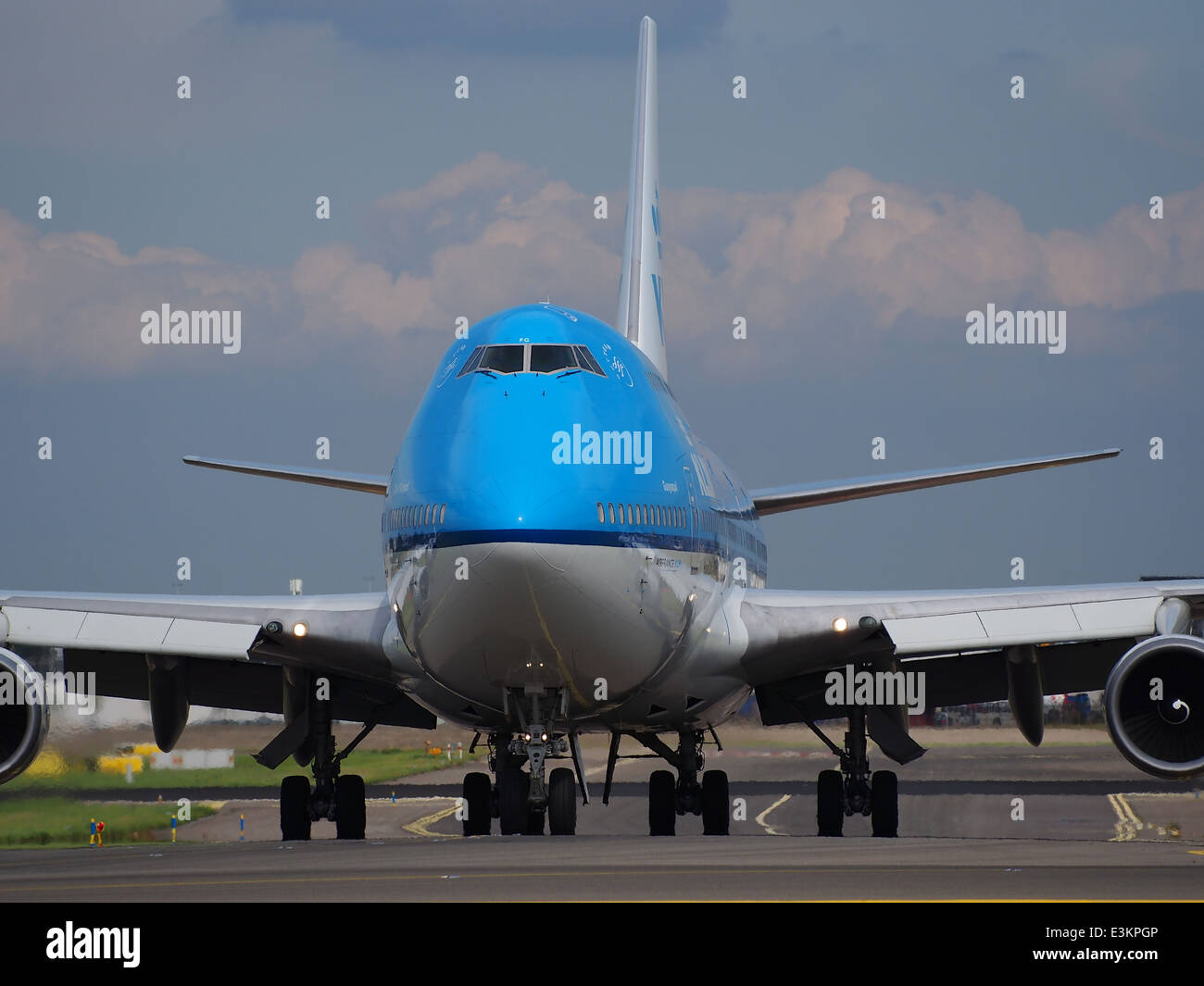 PH-BFG Boeing 747-406 KLM Royal Dutch Airlines Rollen auf dem Flughafen Schiphol (AMS - EHAM), die Niederlande, Mai 18. 2014, Bild 1 Stockfoto