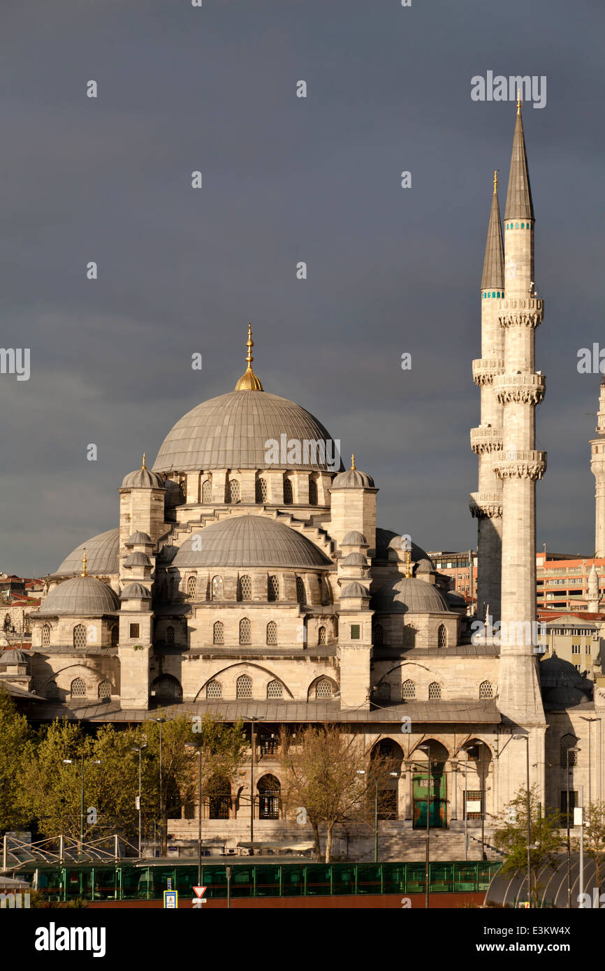 Blick auf die Süleymaniye Camii Moschee in der Stadt Zentrum von Istanbul, Türkei Stockfoto