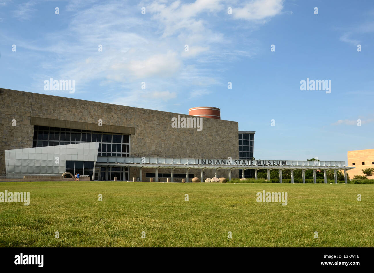 INDIANAPOLIS - 17.Juni: The Indiana State Museum, hier gezeigt am 17. Juni 2014, umfasst die größten IMAX-Leinwand in Indiana Stockfoto