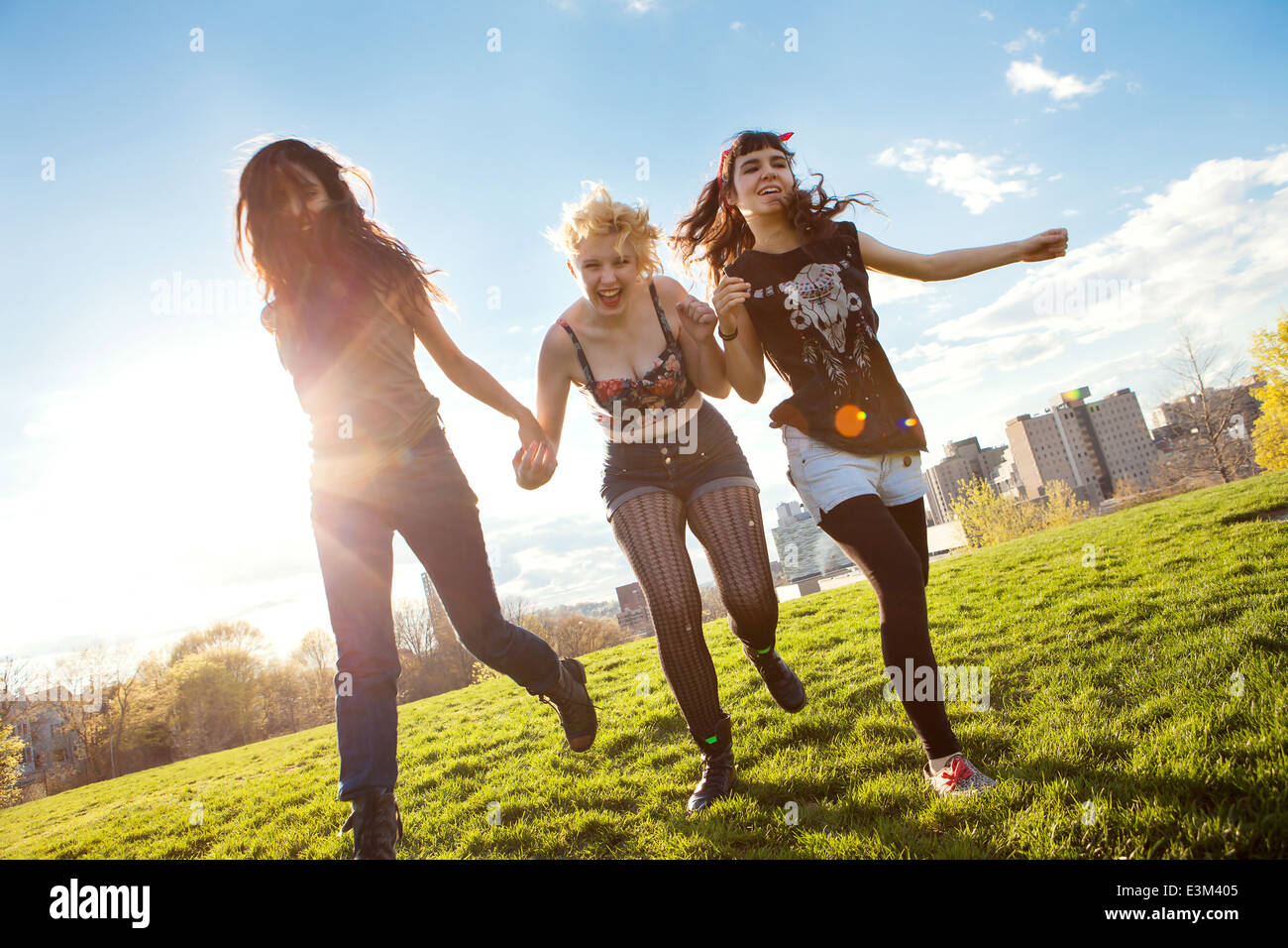 Drei junge Frauen, die Spaß Stockfoto