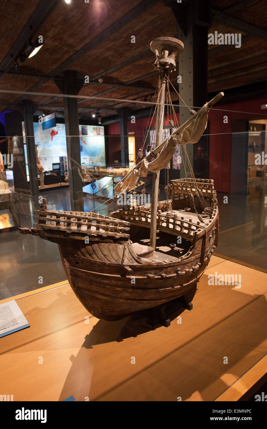 Koka Mataro mittelalterliches Handelsschiff Modell von 15. Jahrhundert, finden Sie im Maritime Museum in Rotterdam. Stockfoto