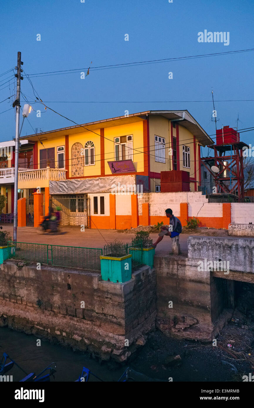 Am Kanal, Nyaung Shwe, Myanmar, Asien Stockfoto