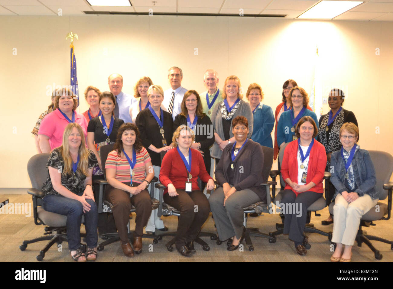 Das FBMS-Team wurde mit dem Teamwork Midwest Region Excellence Award für seine außergewöhnliche Zusammenarbeit und Leistung in diesem Bereich ausgezeichnet. Der Preis wurde in Bloomington, Minnesota, verliehen. Stockfoto
