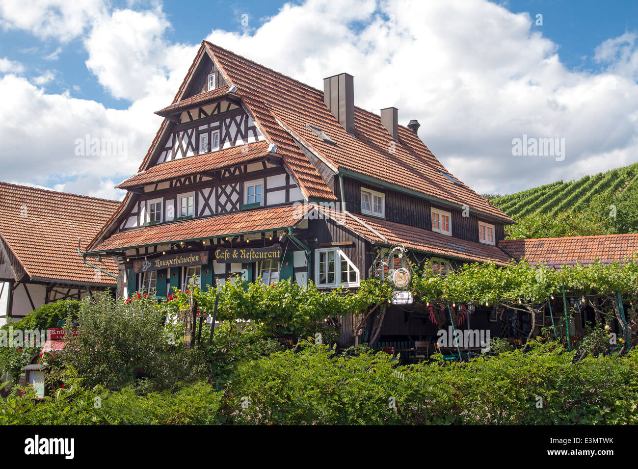 Garten-Restaurant in Sasbachwalden, Schwarzwald, Baden-Württemberg, Deutschland Stockfoto