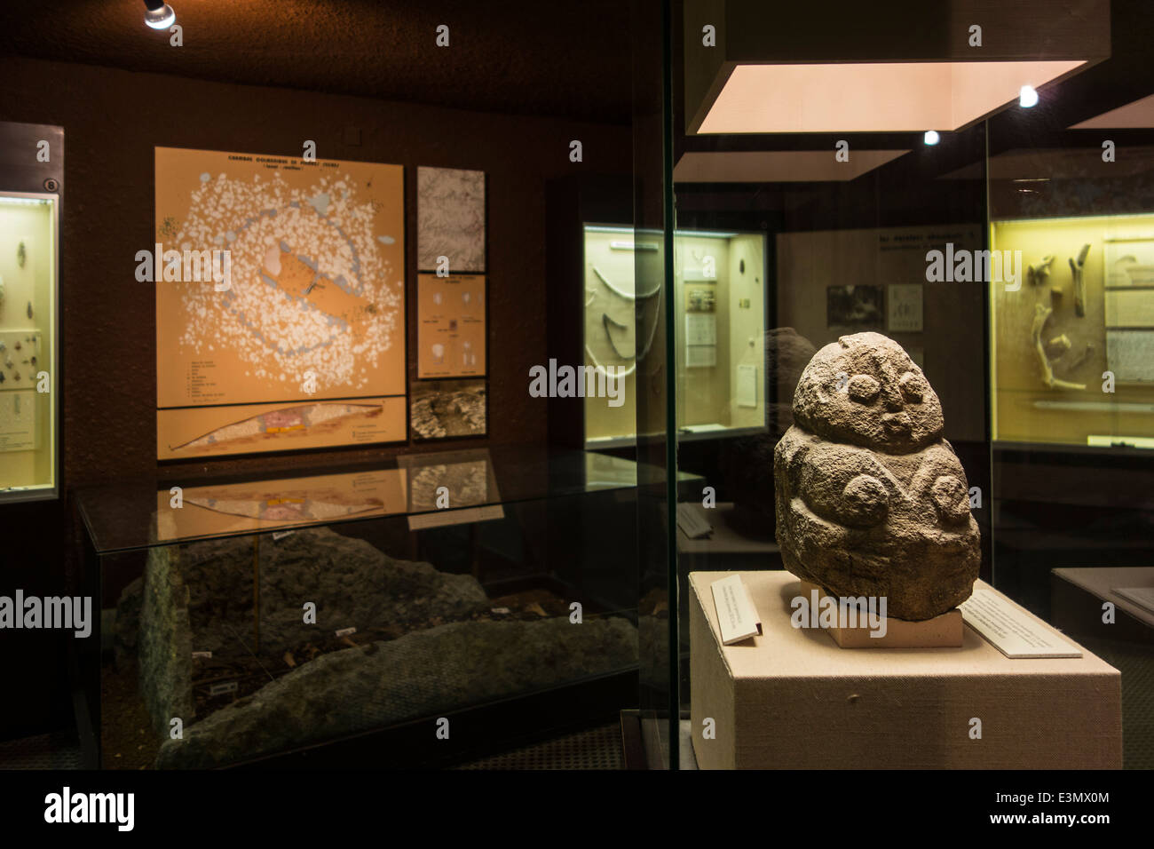 Ausstellung im Museum von Pech Merle Höhle, über prähistorische Kunst und Höhlenmalereien, Cabrerets, Menge, Midi-Pyrénées, Frankreich Stockfoto