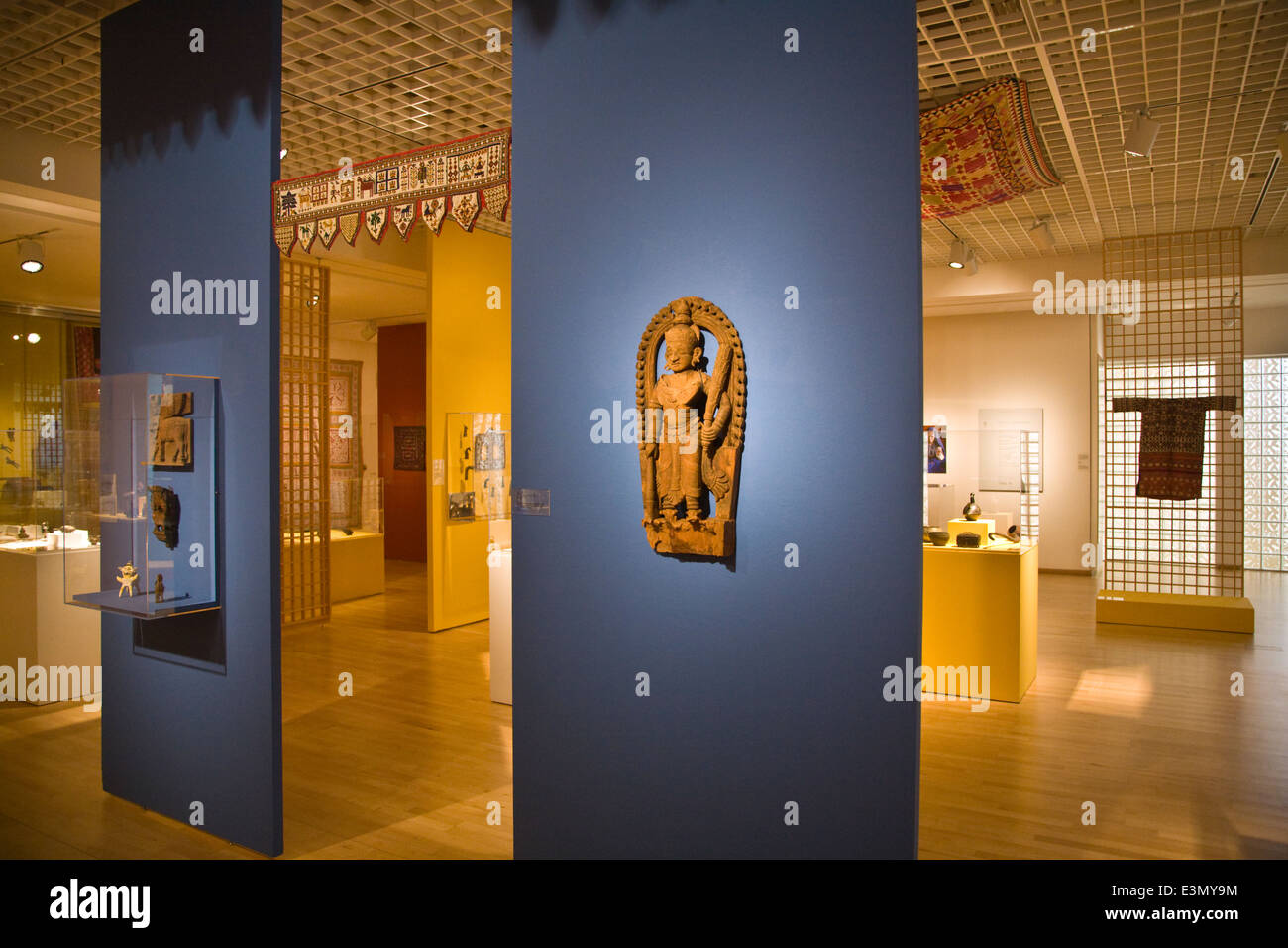 ASIATISCHE Kunst auf dem Display im MINGEI INTERNATIONAL MUSEUM befindet sich im BALBOA PARK, SAN DIEGO, Kalifornien Stockfoto