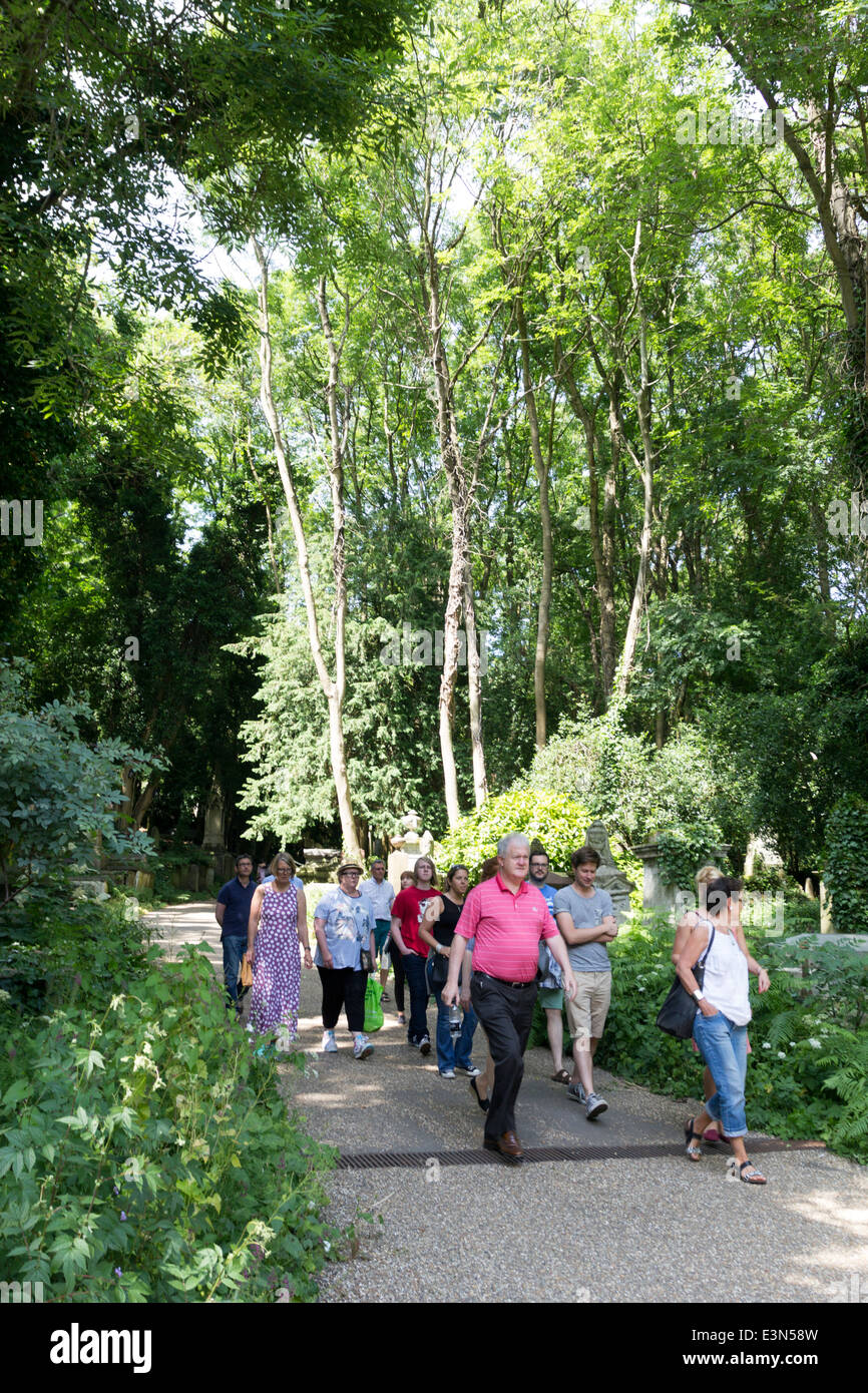 (West) Highgate Cemetery Tour - Camden - London Stockfoto