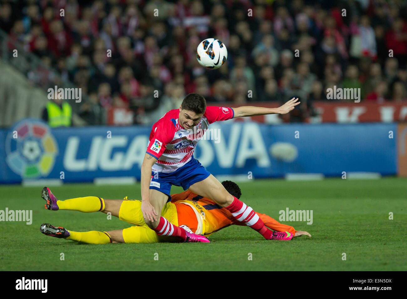 LA LIGA-SPIEL ZWISCHEN GRANADA CF 1-2 FC BARCELONA. Stockfoto