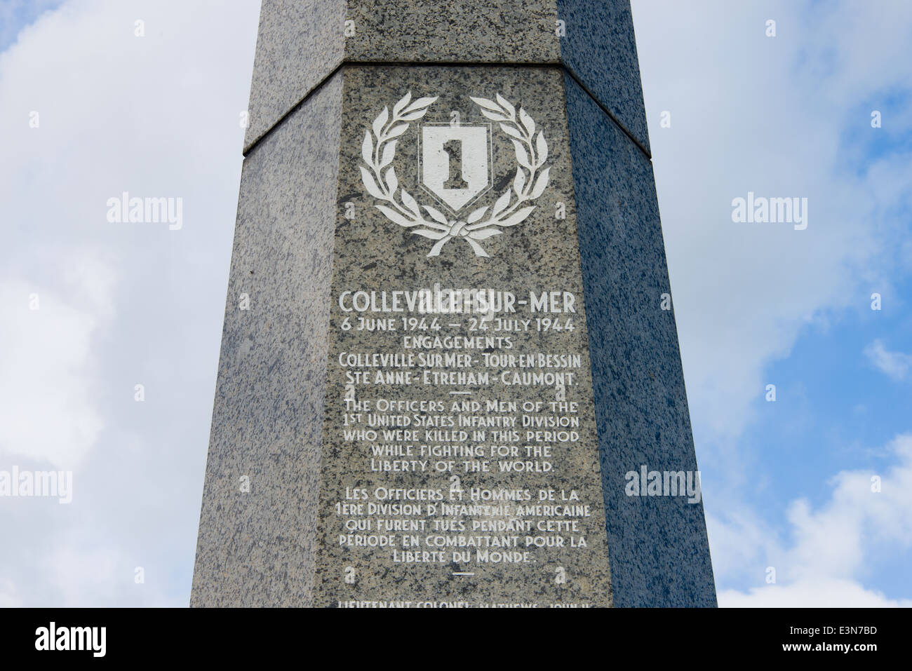 Big Red One Denkmal, Omaha Beach, Normandie, Frankreich Stockfoto