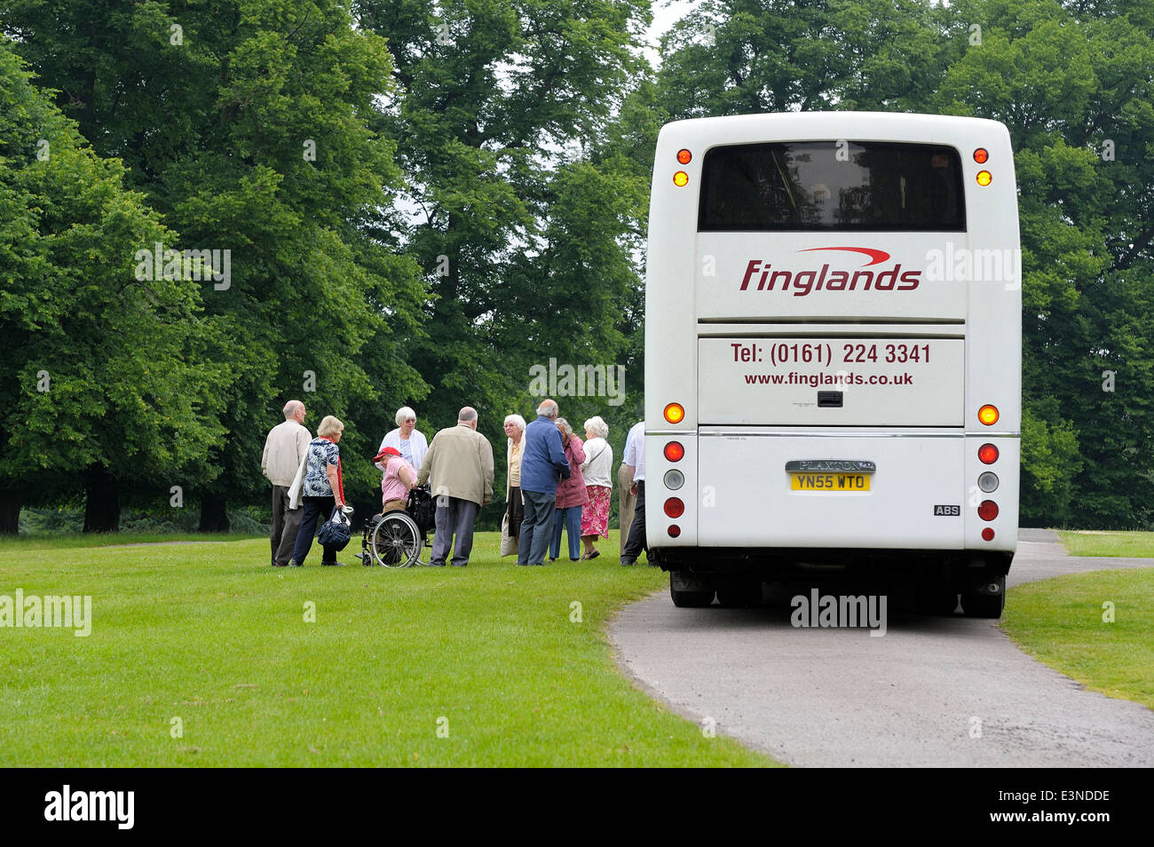Eine Finglands Tour Reisebus an Wollaton Park England UK Stockfoto