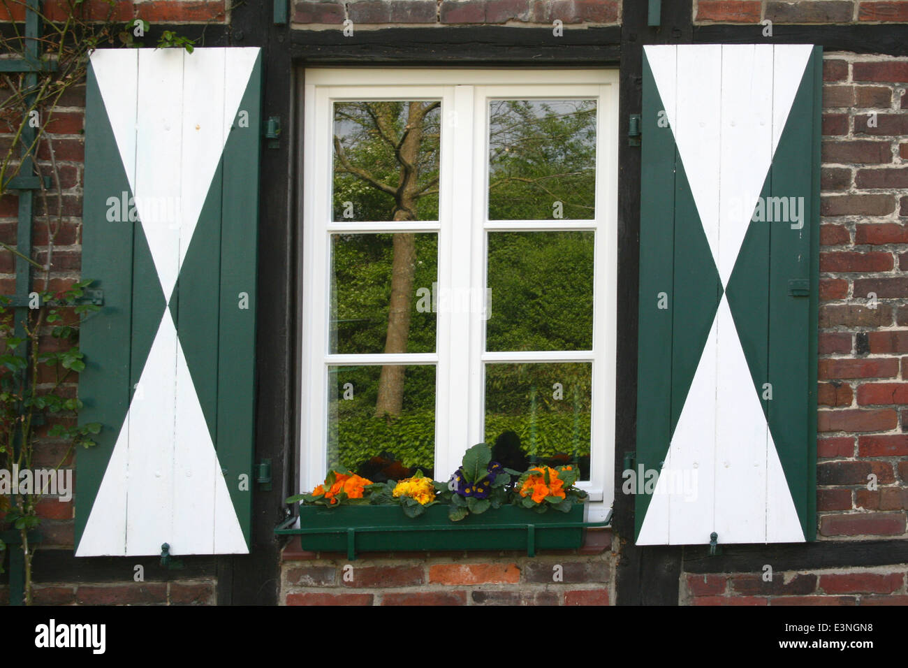 Fensterläden Stockfoto