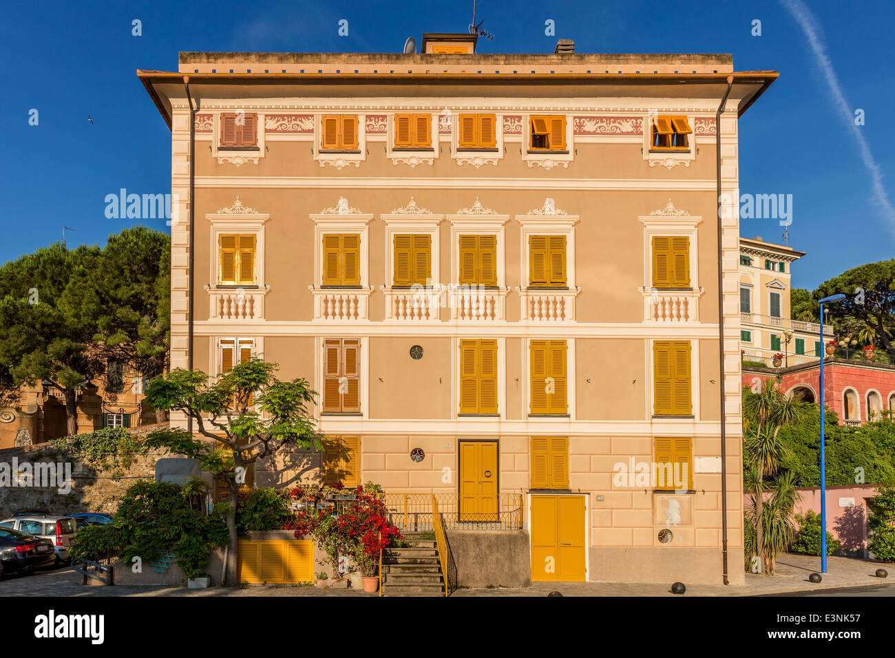 Buntes Haus, Sestri Levante, Ligurien, Italien Stockfoto