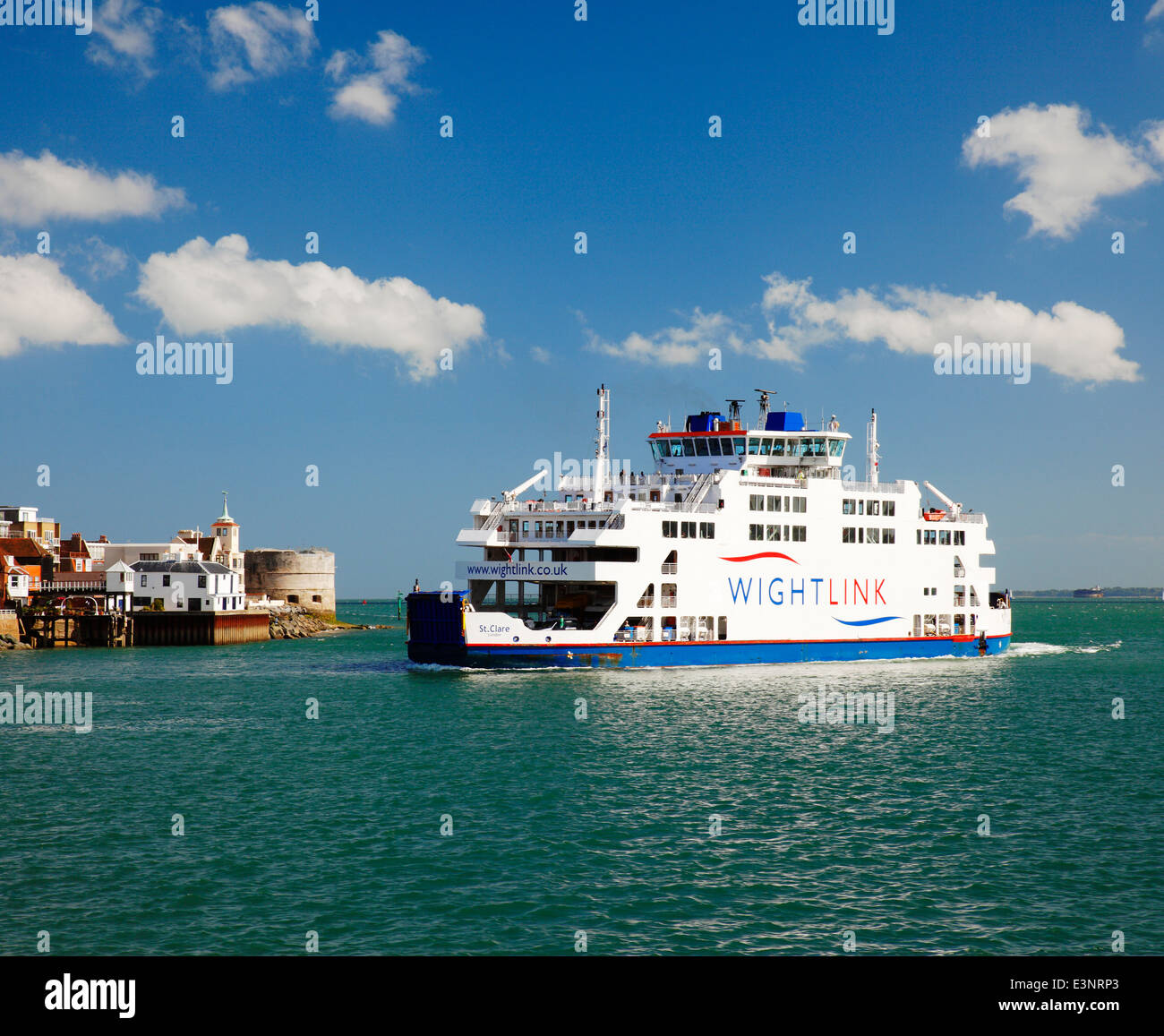 Wightlink Isle Of Wight Fähre St Clare in Portsmouth Harbour. Stockfoto