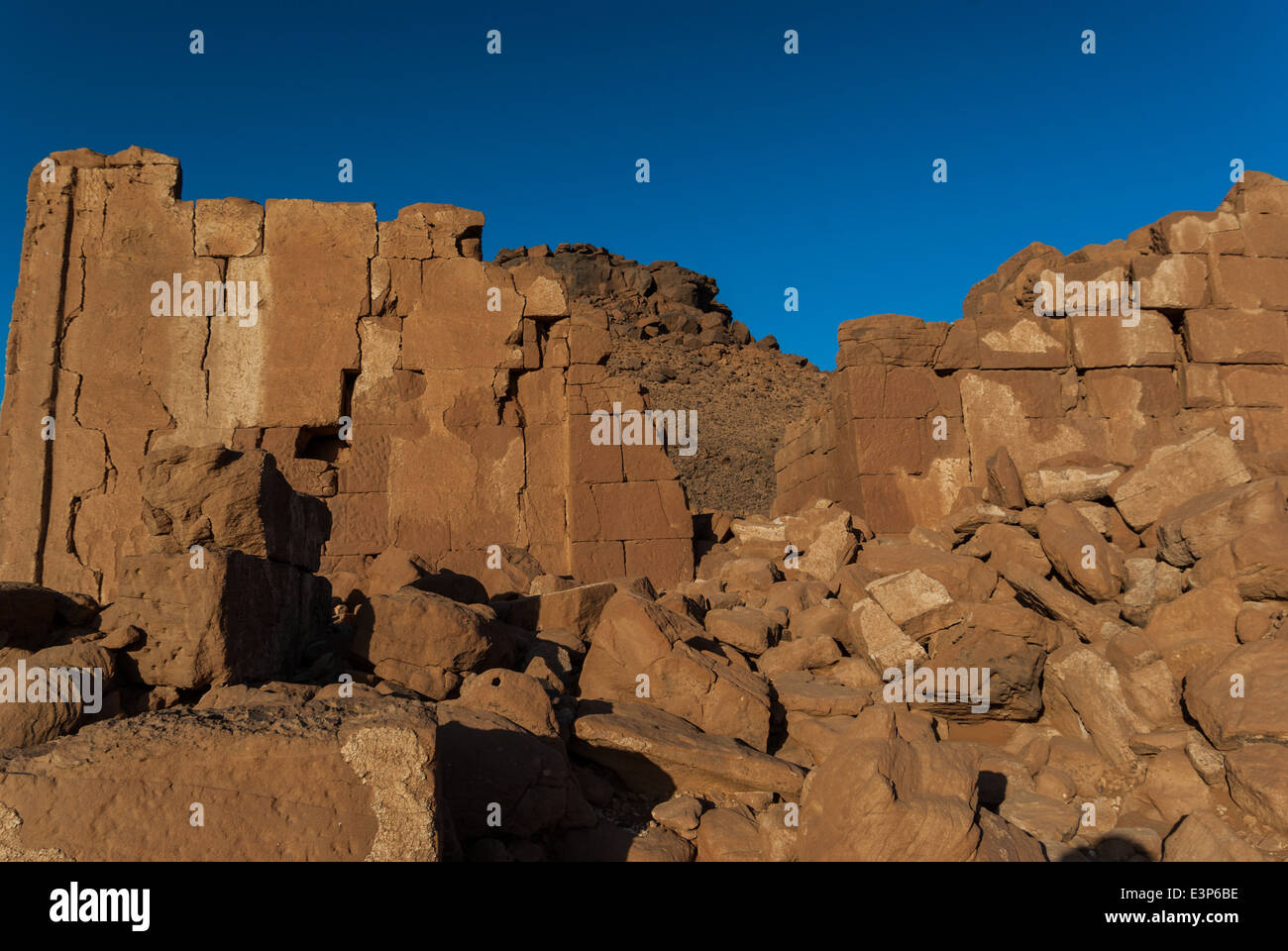 Ruinen des Tempels 500, Naqa, Nord-Sudan Stockfoto