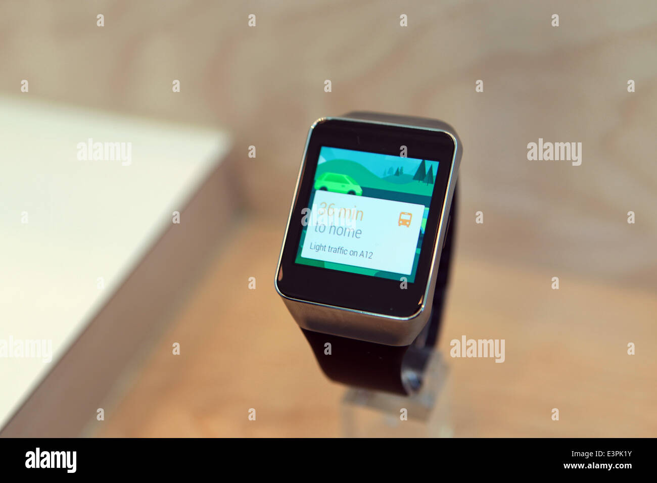 San Francisco, Kalifornien. 26. Juni 2014. Samsung Gear Live auf der Entwicklerkonferenz Google i/o-watch die Deutschland-USA in San Francisco, Kalifornien, 26. Juni 2014 übereinstimmen. Foto: Andrej Sokolow, Dpa/Alamy Live News Stockfoto