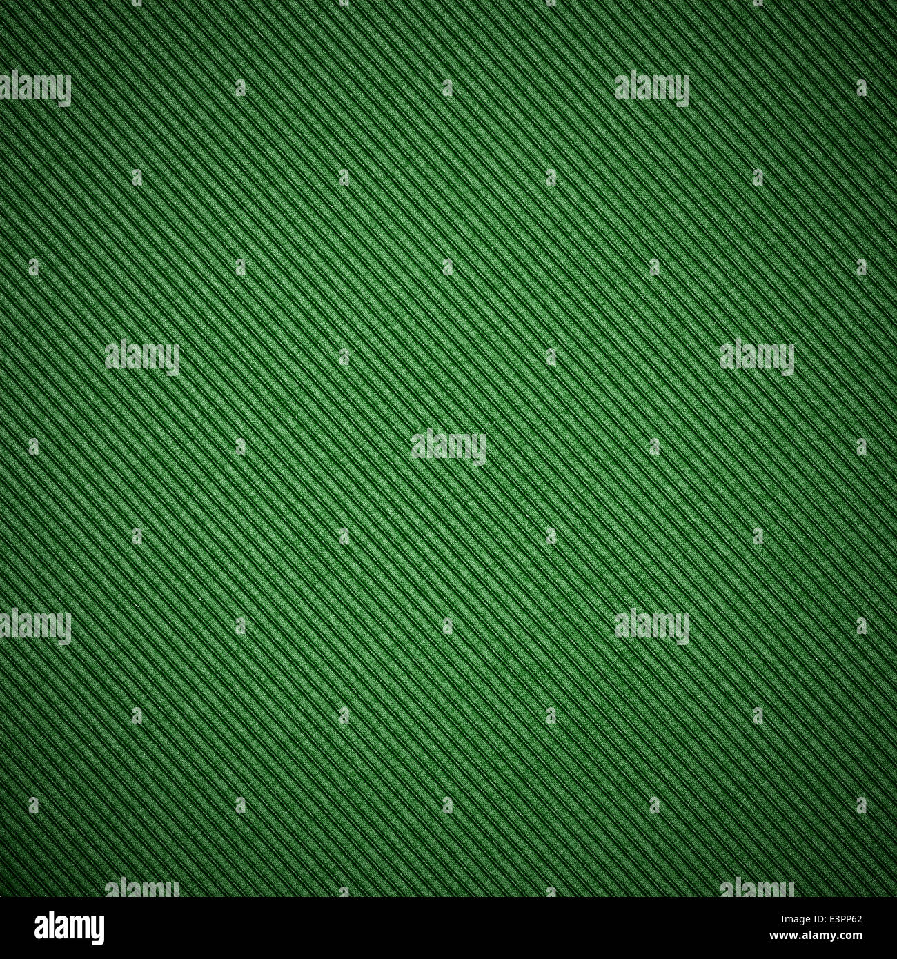 Grüner Hintergrund mit diagonal gestreiftes Muster Stockfoto