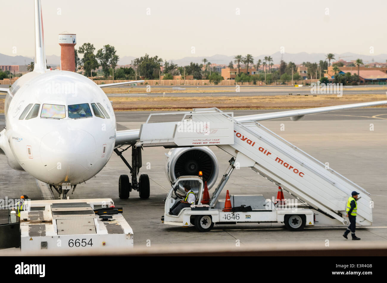Royal Air Maroc A320 Flugzeug am internationalen Flughafen von Marrakesch Stockfoto