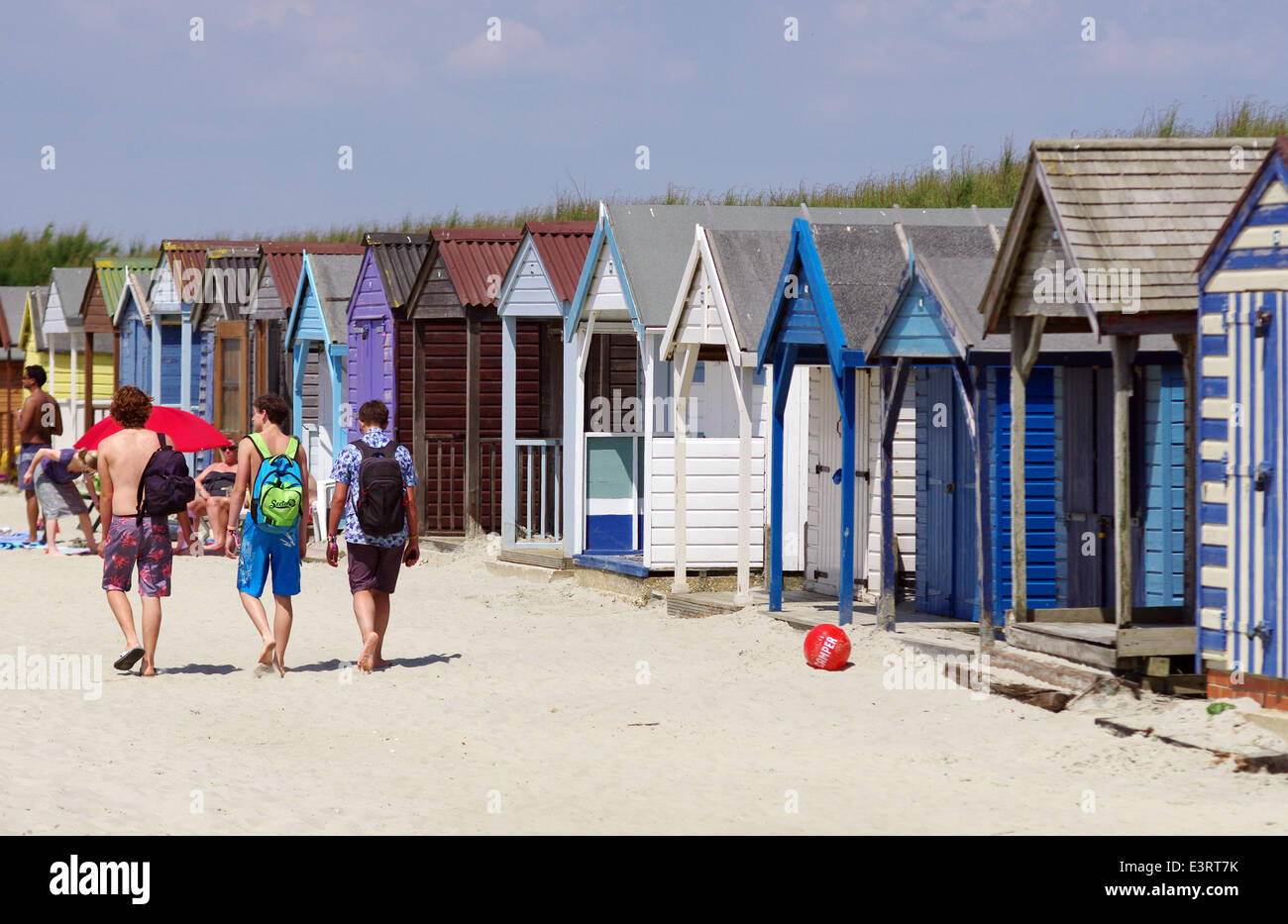 Strandhütten in West Wittering, Sussex Stockfoto