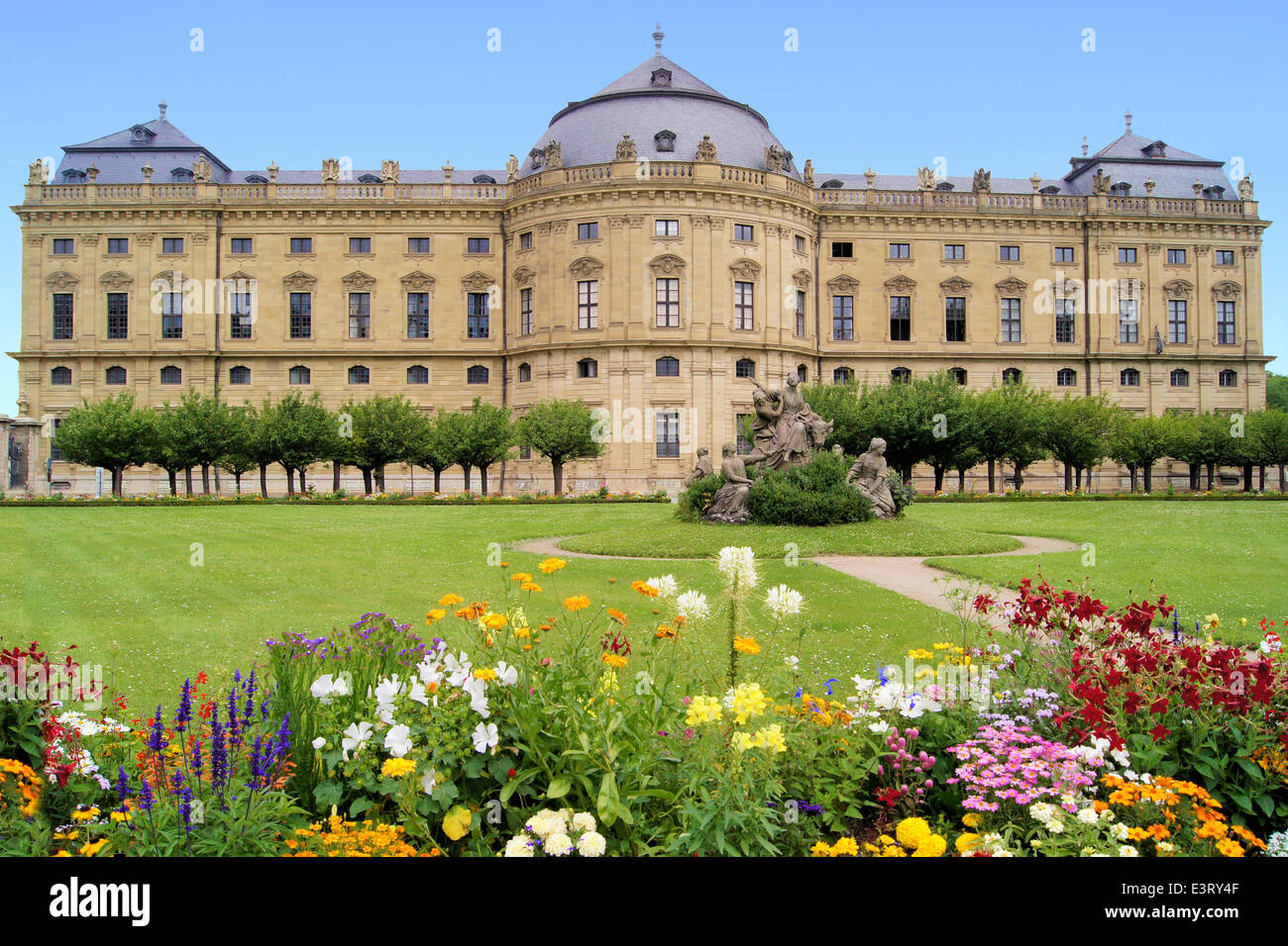 Würzburger Residenz und bunten Gärten Stockfoto, Bild