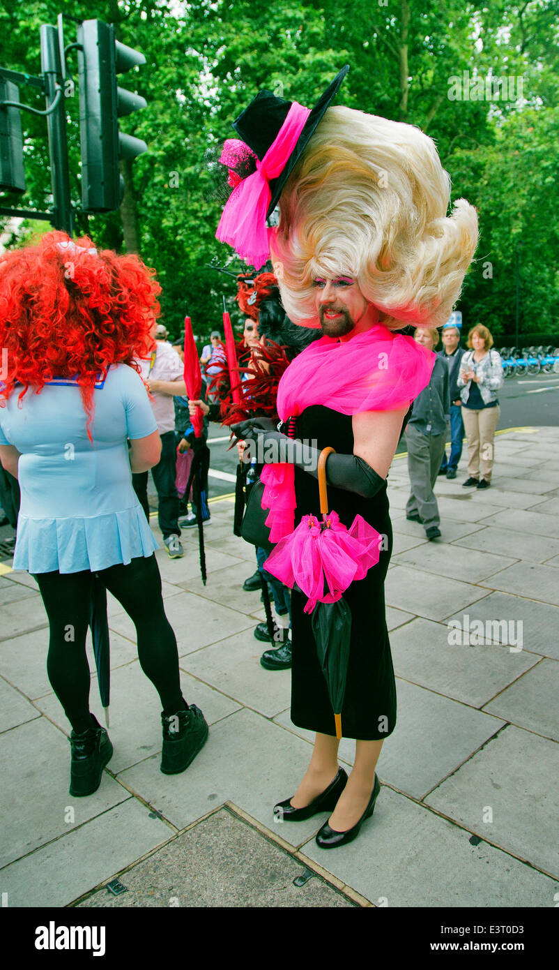 London, UK. 28. Juni 2014. Pride London 2014, Baker Street, London, England, UK Credit: Keith Erskine/Alamy Live-Nachrichten Stockfoto