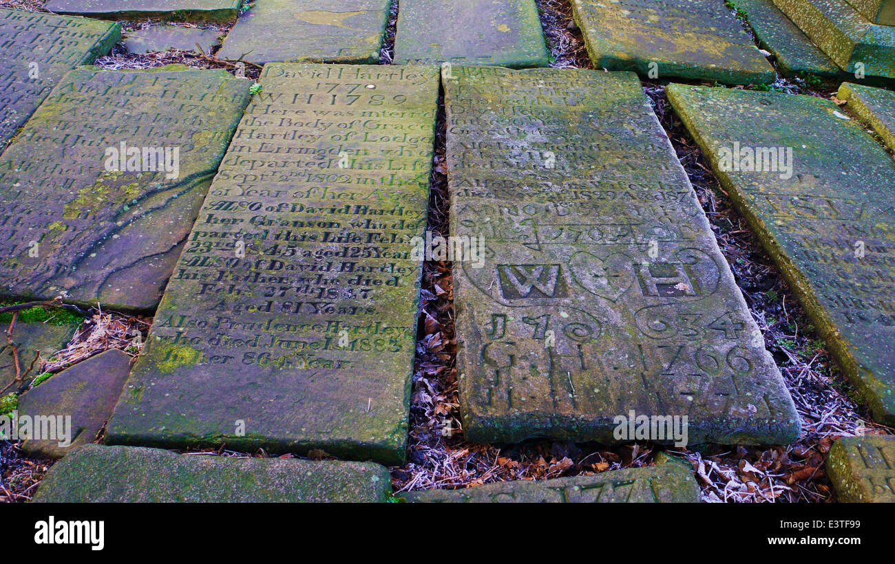Das Grab von Cragg Vale Coiner. "König" David Hartley. Heptonstall Kirche Friedhof. Stockfoto