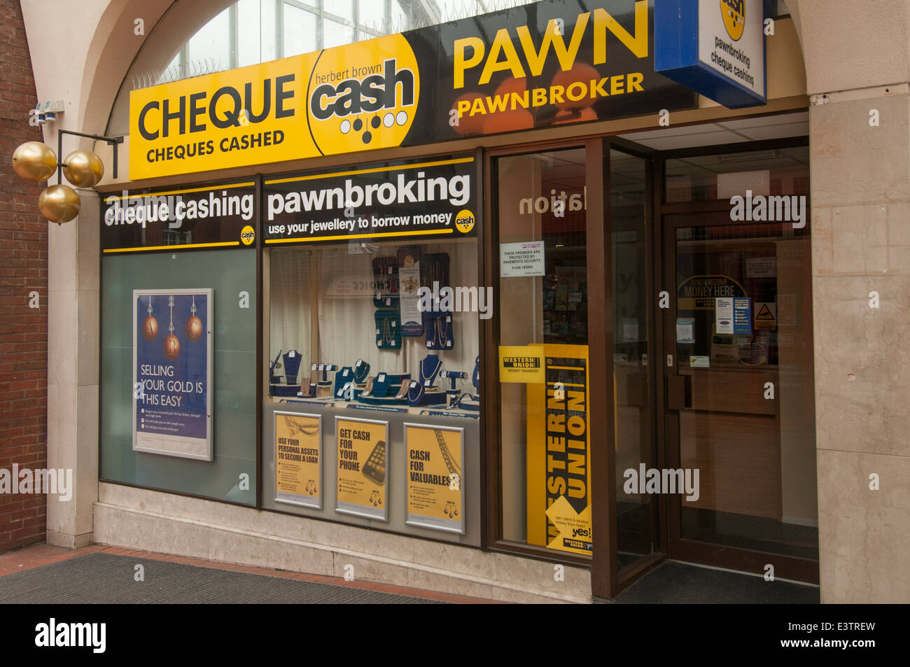 Pfandleiher-Shop in Chesterfield, Derbyshire, England. Stockfoto