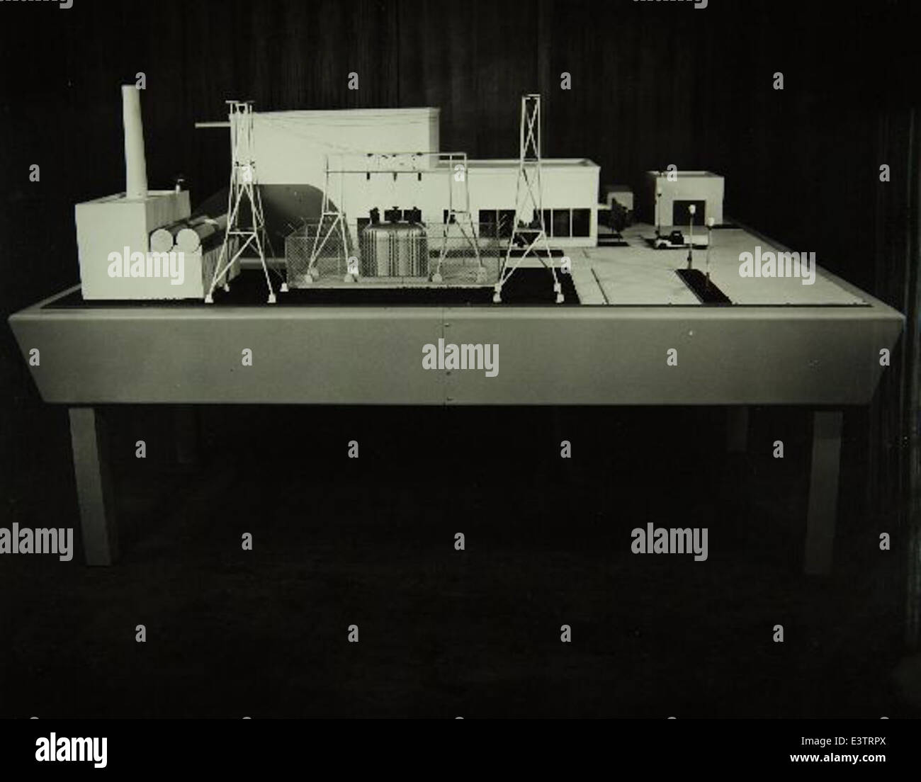 Dieses Modell eines Reaktorkraftwerks aus der Consolidated/Convair Aircraft Factory in Fort Worth repräsentiert die Rolle der Luftfahrt in der militärischen Forschung und Entwicklung, insbesondere im Zusammenhang mit Flugzeugkraftwerken. Stockfoto