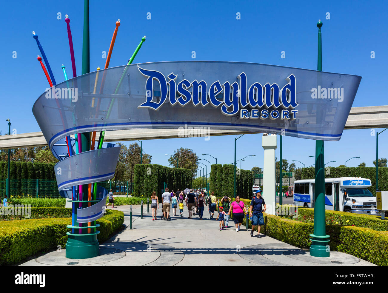 Eingang zum Disneyland Resort in Anaheim, Orange County, in der Nähe von Los Angeles, Kalifornien, USA Stockfoto