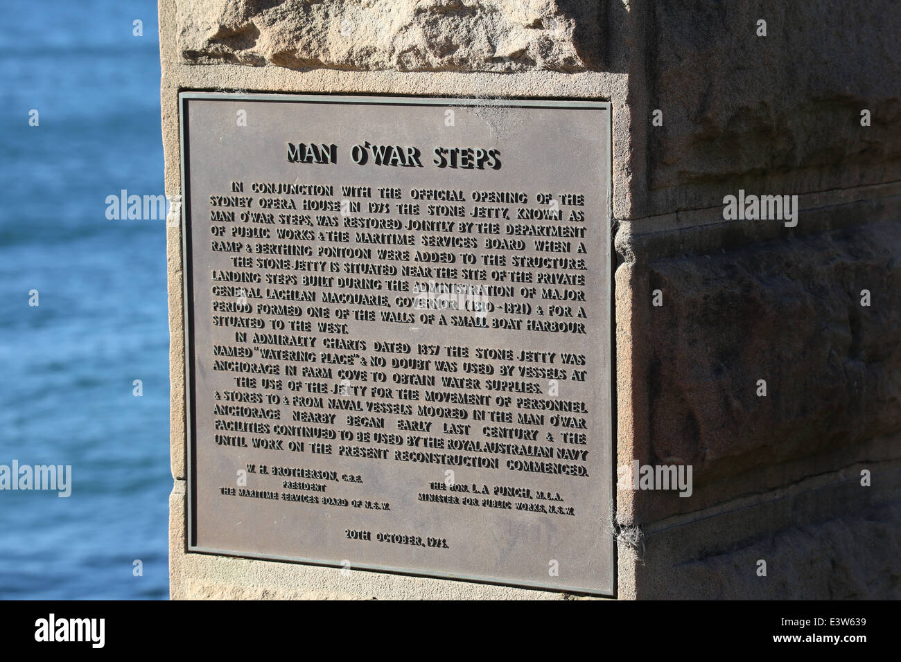 O'War Schritte des Menschen befindet sich im Hafen von Sydney zwischen Sydney Opera House und die Royal Botanic Gardens. Stockfoto