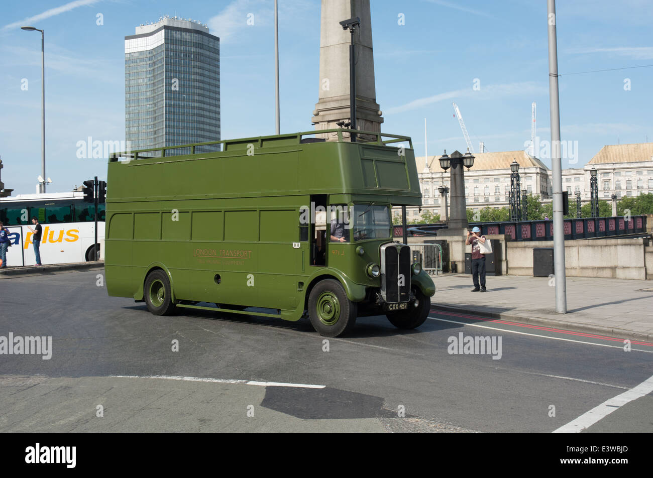 Ein ehemaliger London Transport STL-Bus wurde an einem Fahrzeug umgewandelt, die vom Baum beschneiden Personal verwendet werden könnte. Stockfoto