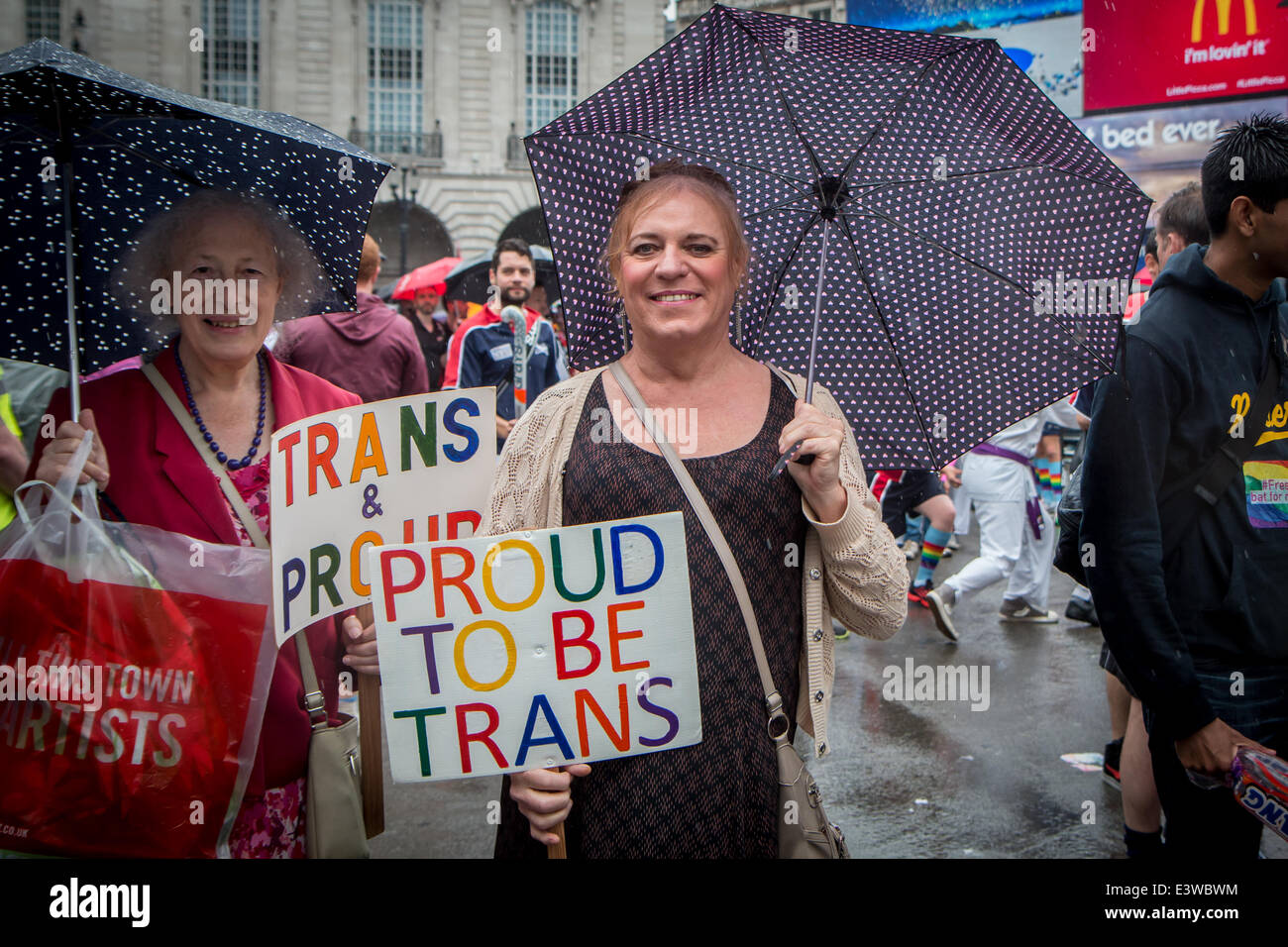 Transsexuellen Frauen bei Pride in London 2014 Stockfoto