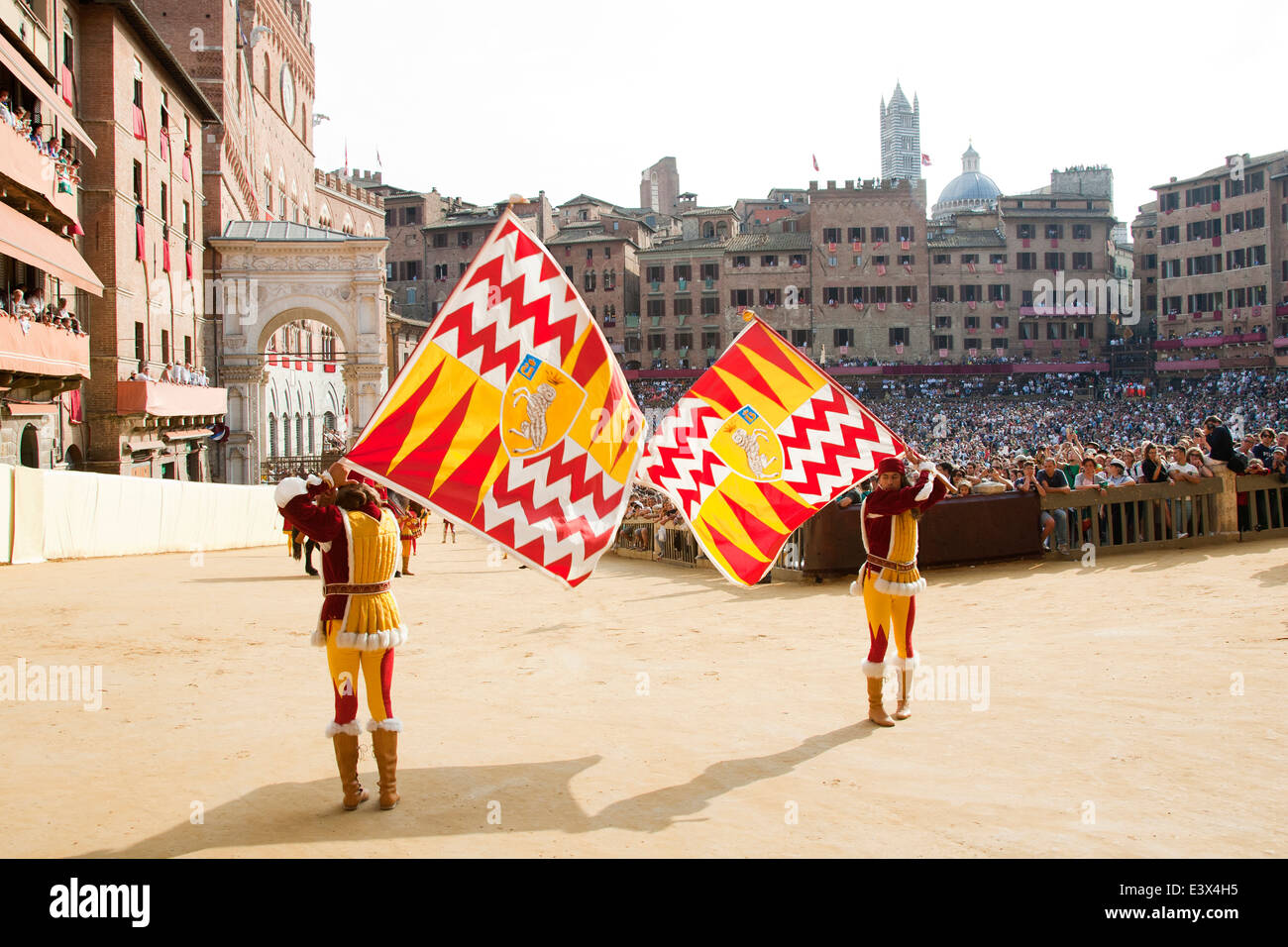 Contrada von Ram, historischer Festzug, Palio von Siena, Siena, Toskana, Italien, Europa Stockfoto