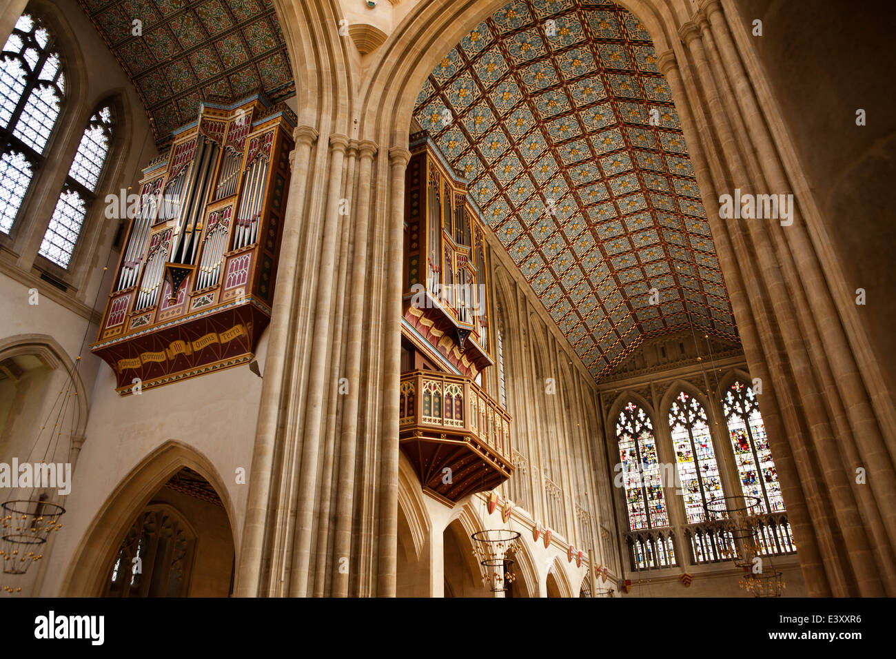 UK England, Suffolk, Bury St Edmunds, Kathedrale, Quire Dach und neu restaurierten Orgel Stockfoto