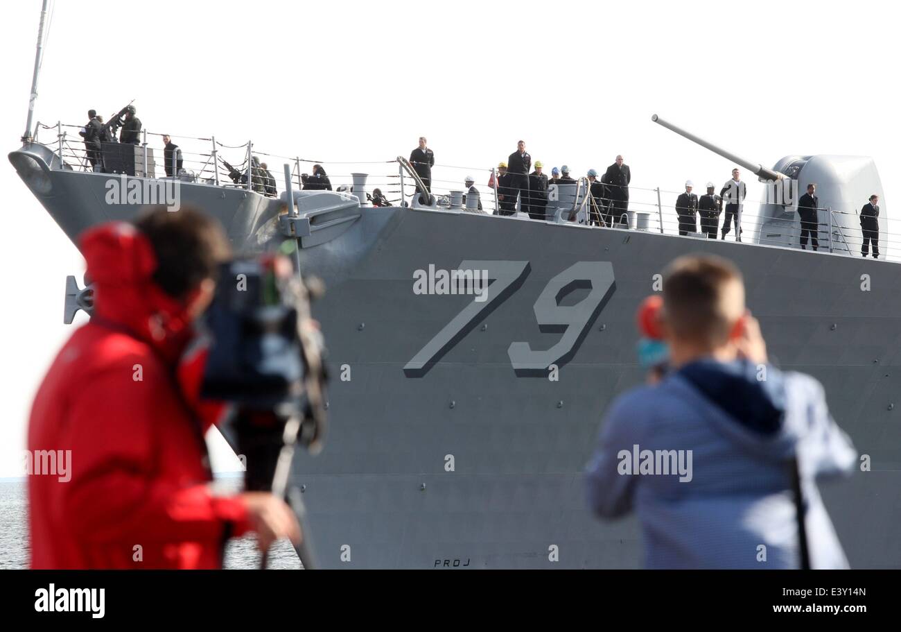 Gdynia, Polen 1. Juli 2014 US Navy Zerstörer USS Oscar Austin besucht Gdynia Port nach Baltops 2014 Übungen an der Ostsee. USS Oscar Austin ist mit einer Aegis Combat System, ein Teil der US national Missile Defense System ausgestattet. Stockfoto