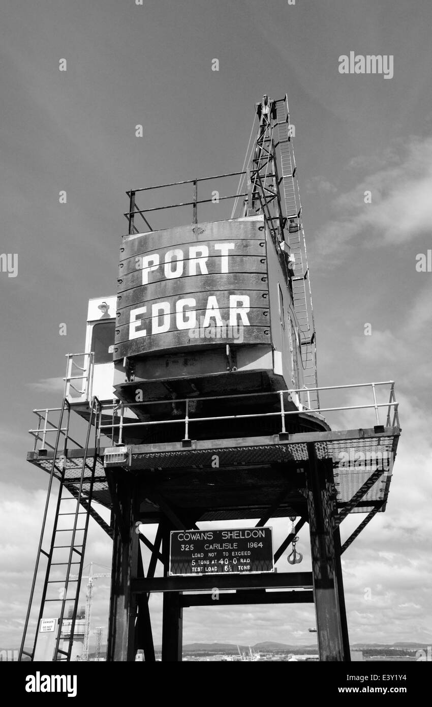 Die Cowans Sheldon Kran am Hafen Edgar, South Queensferry Stockfoto