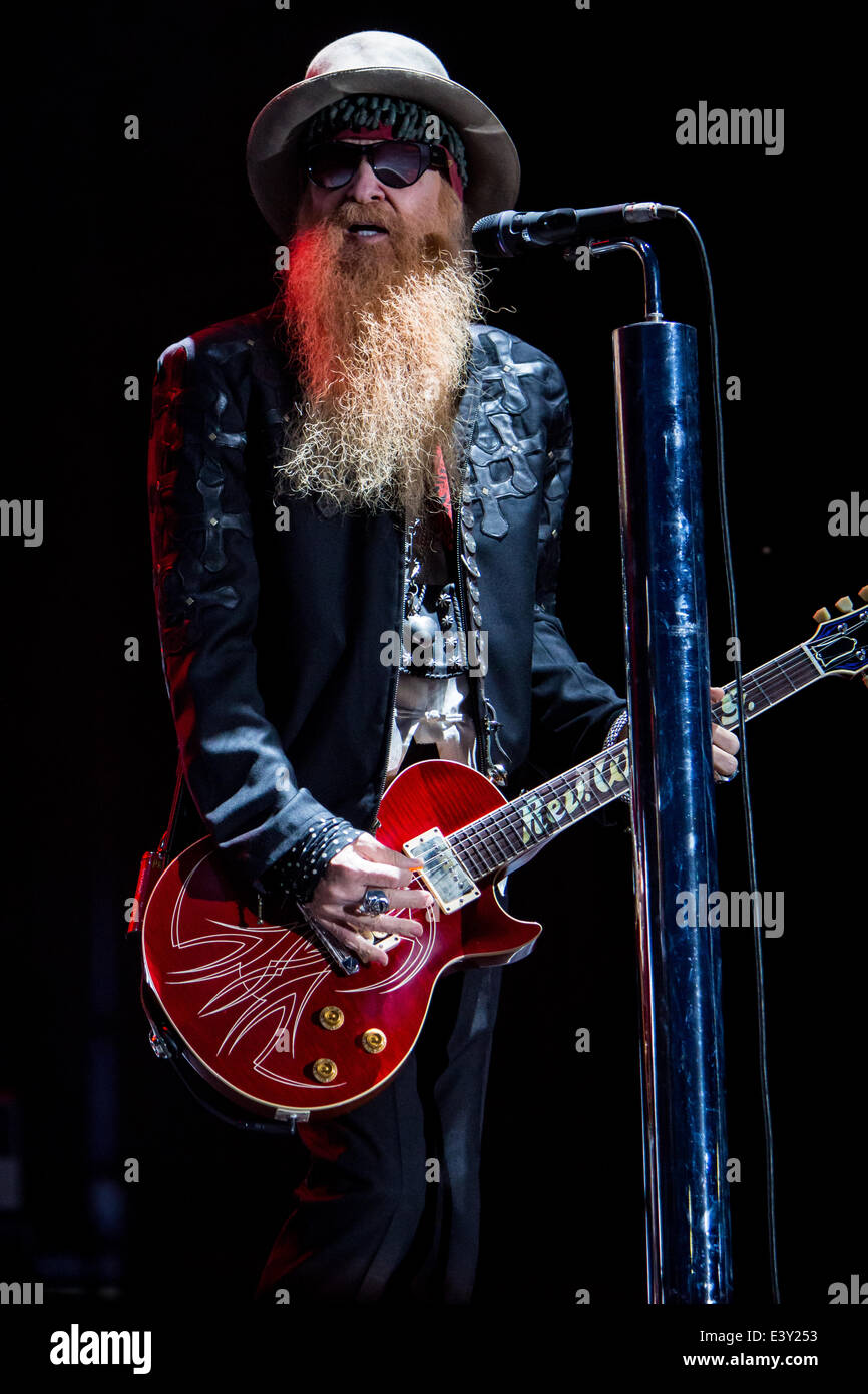 Mailand Italien. 30. Juni 2014. Der amerikanischen Texas-Blues-Band ZZ TOP live bei Ippodromo del Galoppo während "Milano City Sound" durchführt. Bildnachweis: Rodolfo weitertransferiert/Alamy Live-Nachrichten Stockfoto