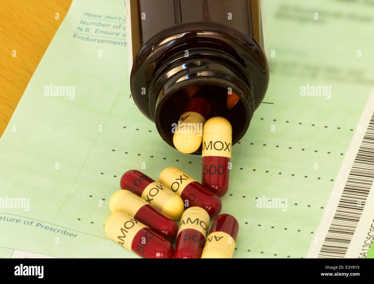 500mg Amoxicillin Antibiotika-Tabletten auf Rezept Stockfoto