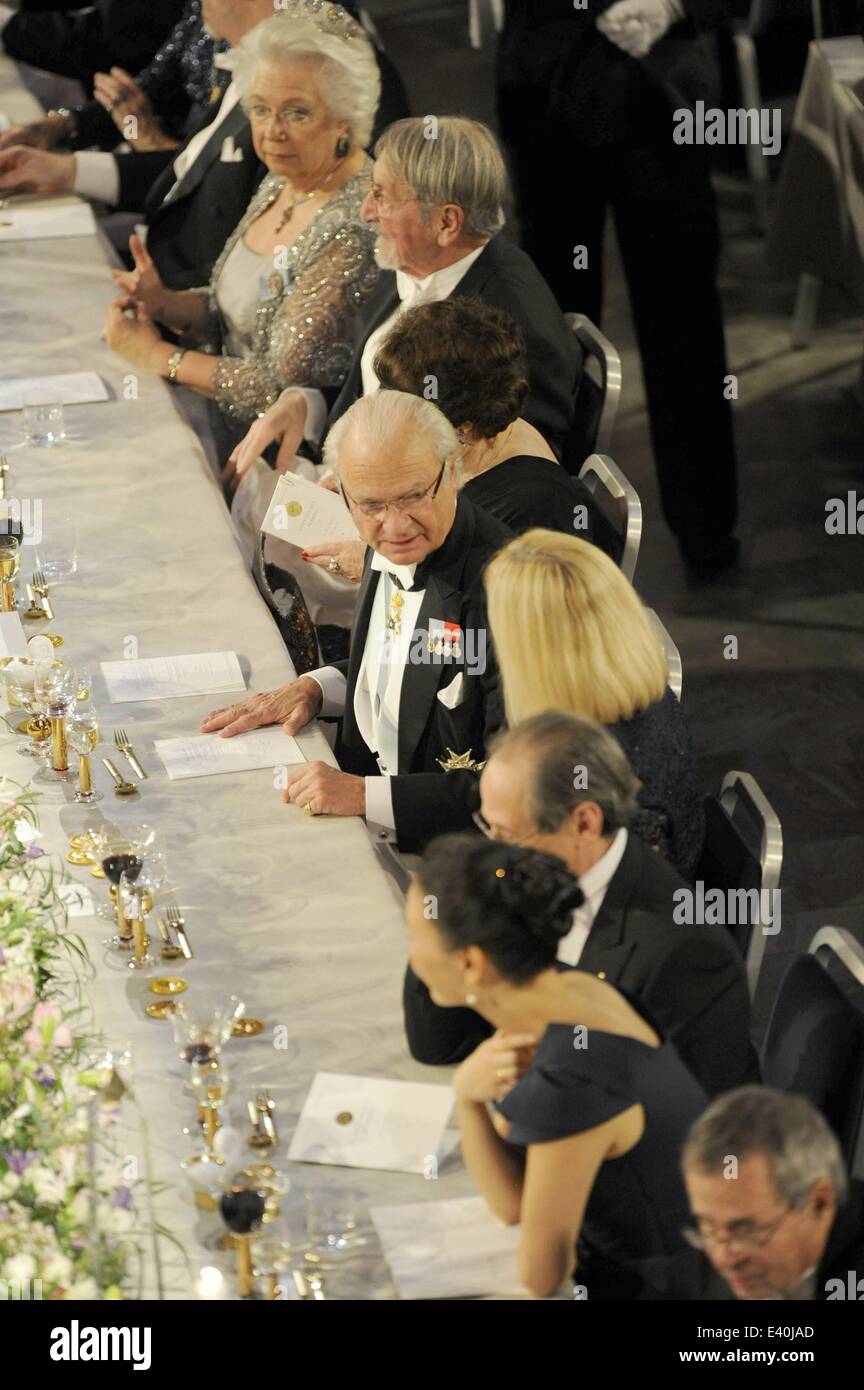 Nobelpreis-Bankett nach 2013-Nobel-Preis-Preisverleihung am Rathaus mit: König Carl XVI. Gustav von Schweden wo: Stockholm, Schweden als: 10. Dezember 2013 Stockfoto