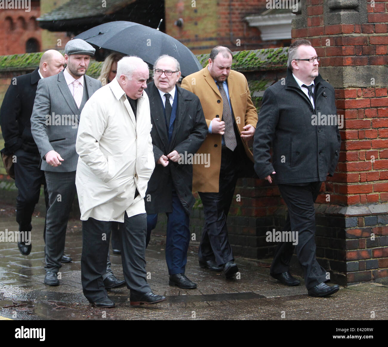 Die Beerdigung von großen Zug Räuber Ronnie Biggs in Golders Green Krematorium Featuring: Freddie Forman Where: London, Vereinigtes Königreich bei: 3. Januar 2014 Stockfoto