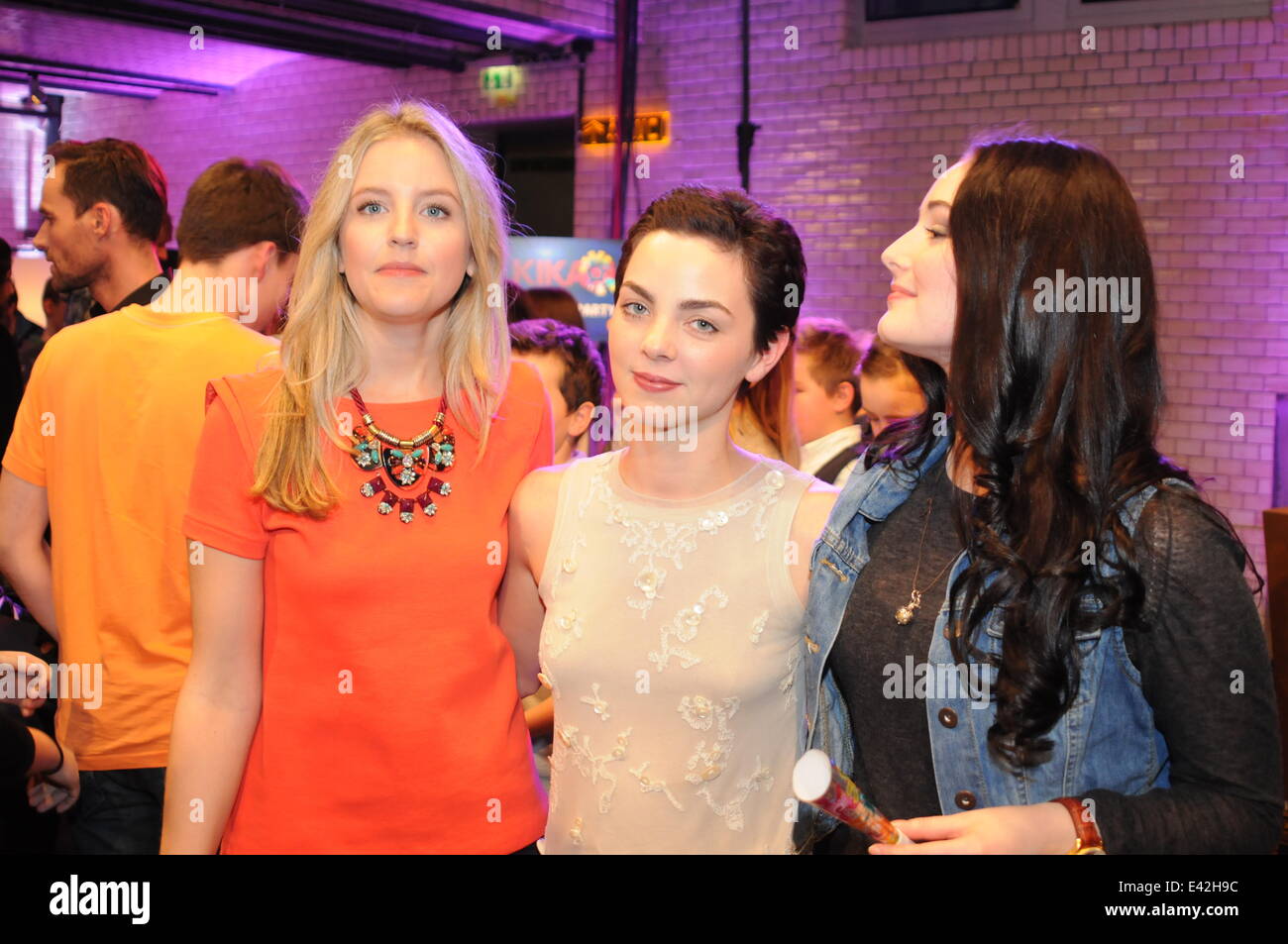 KiKA TV feiert 25-jähriges Jubiläum der Logo! Kinder-Nachrichtensendung im E-Werk.  Mitwirkende: Jennie Sieglar, Sophie Conrad, Maria Ehrich Where: Berlin, Deutschland bei: 10. Januar 2014 Stockfoto