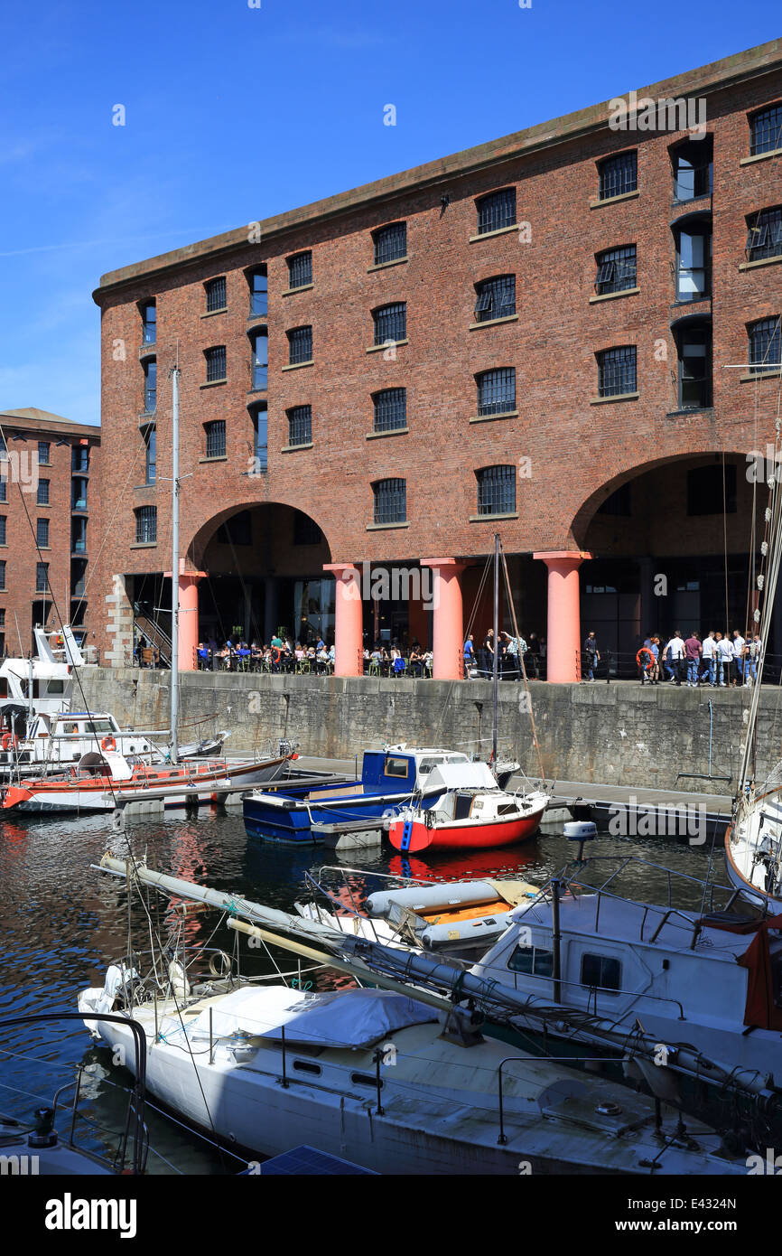 Albert Dock, Liverpool berühmte maritime Weltkulturerbe Waterfront auf Merseyside, NW England, UK Stockfoto