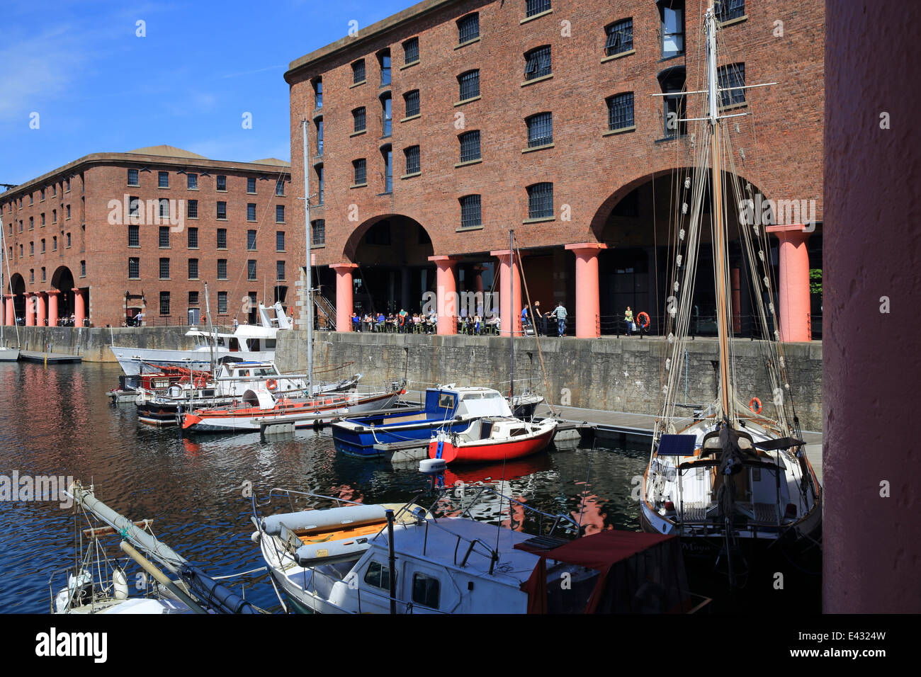 Albert Dock, Liverpool berühmte maritime Weltkulturerbe Waterfront auf Merseyside, NW England, UK Stockfoto